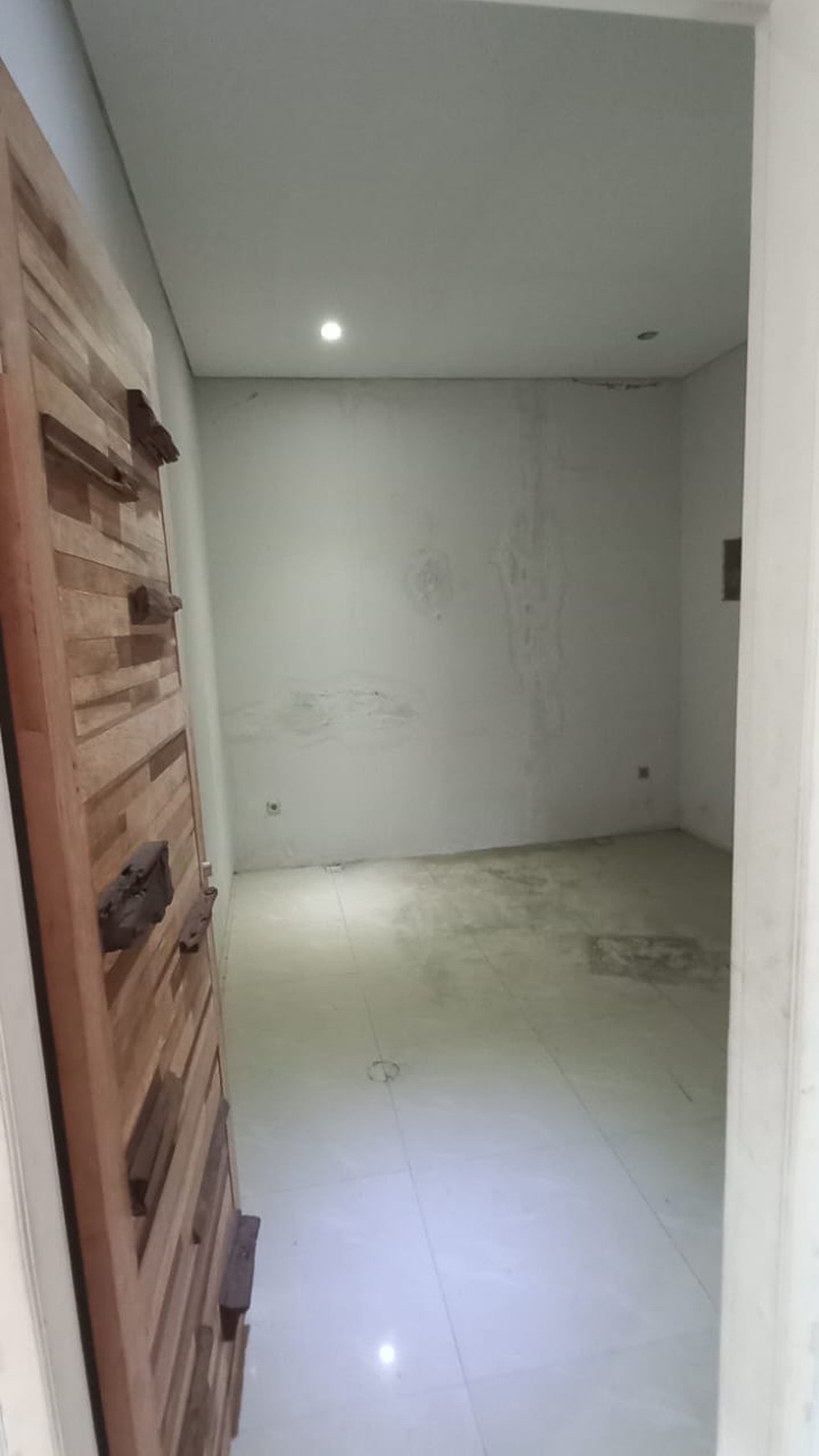 Rumah bangunan kokoh, Lokasi strategis di Bintaro