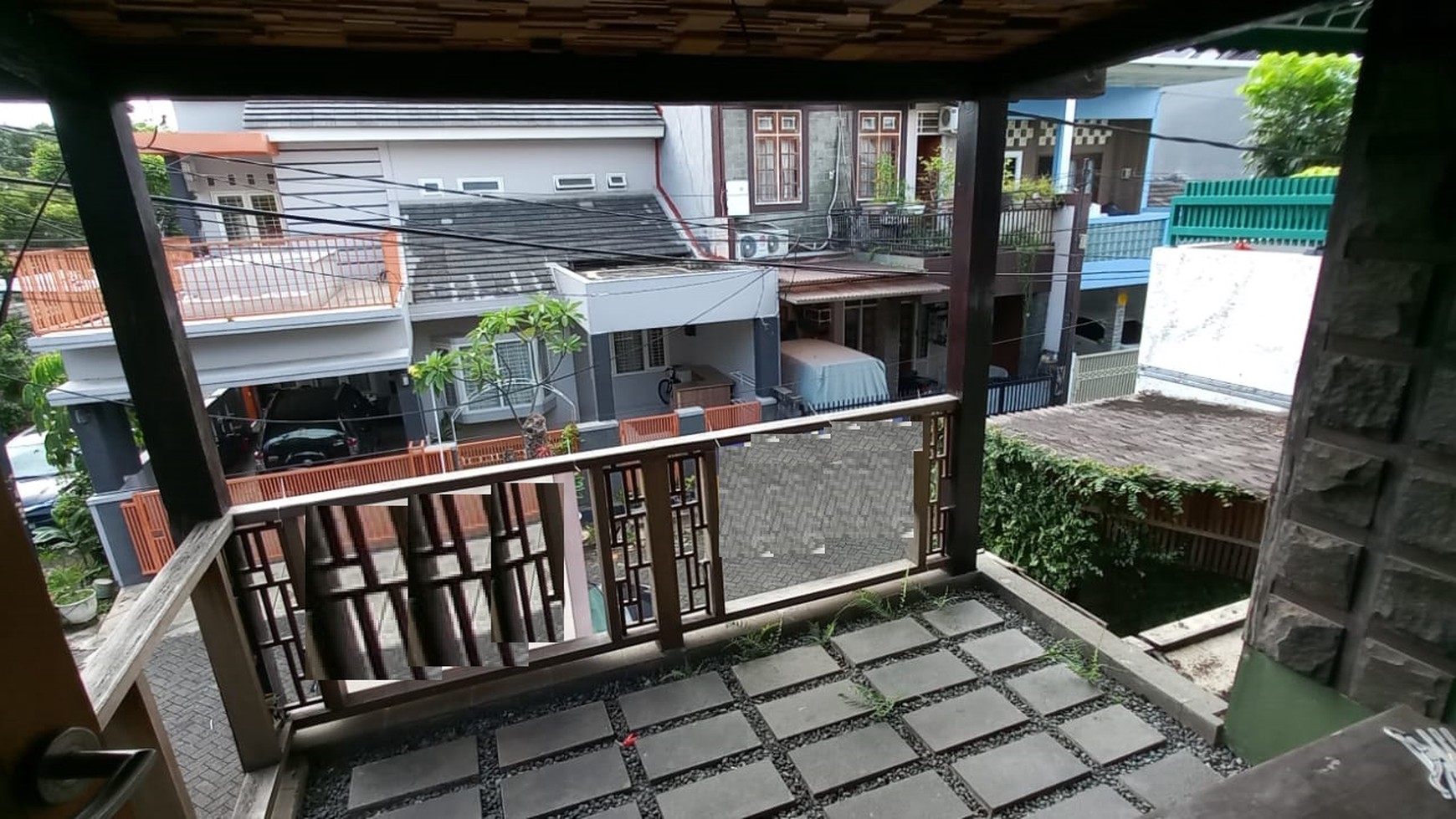 Rumah bangunan kokoh, Lokasi strategis di Bintaro