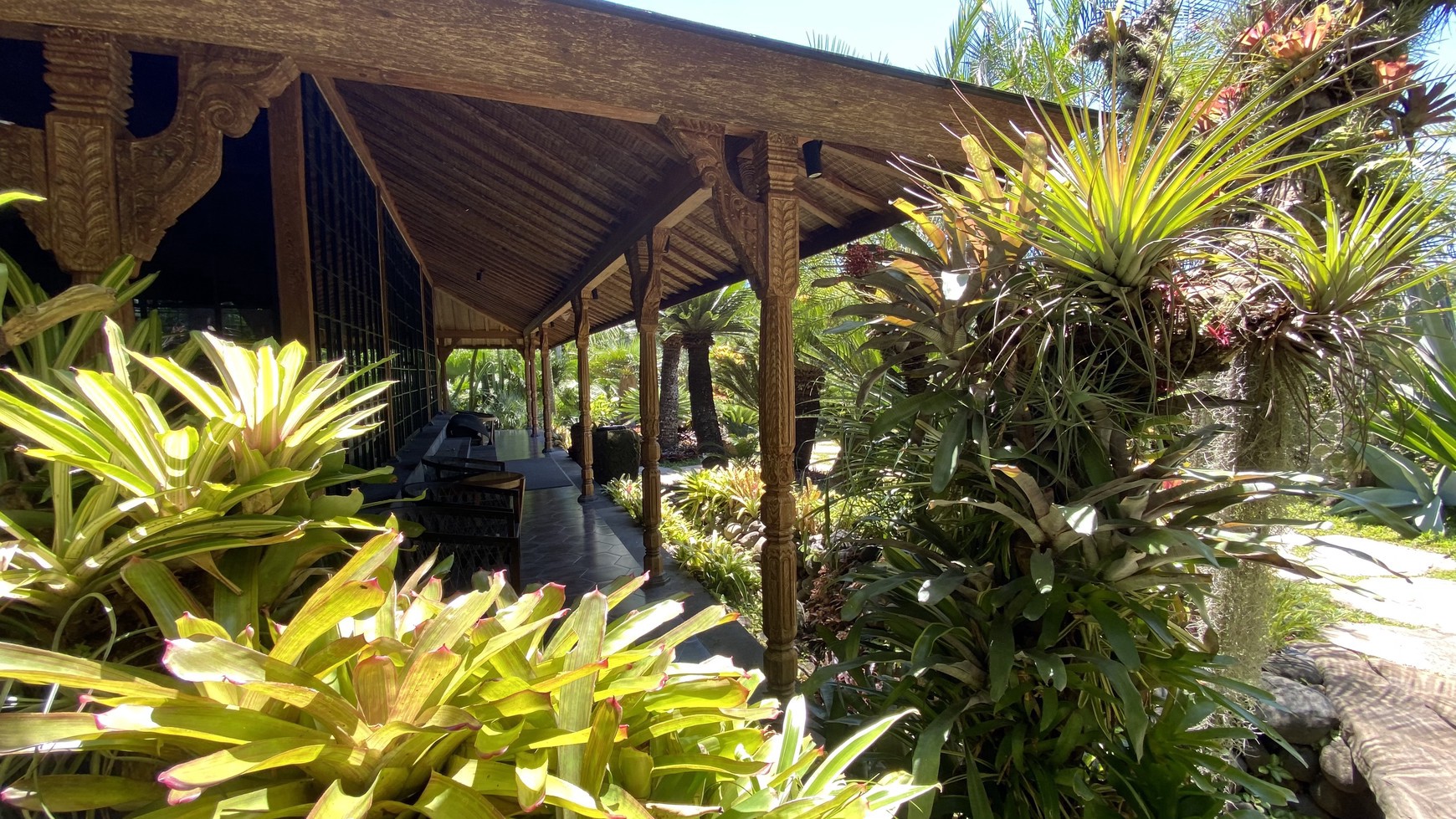 Leasehold - Exquisite Teak Joglo Office with Premium Finishes & Scenic Landscape