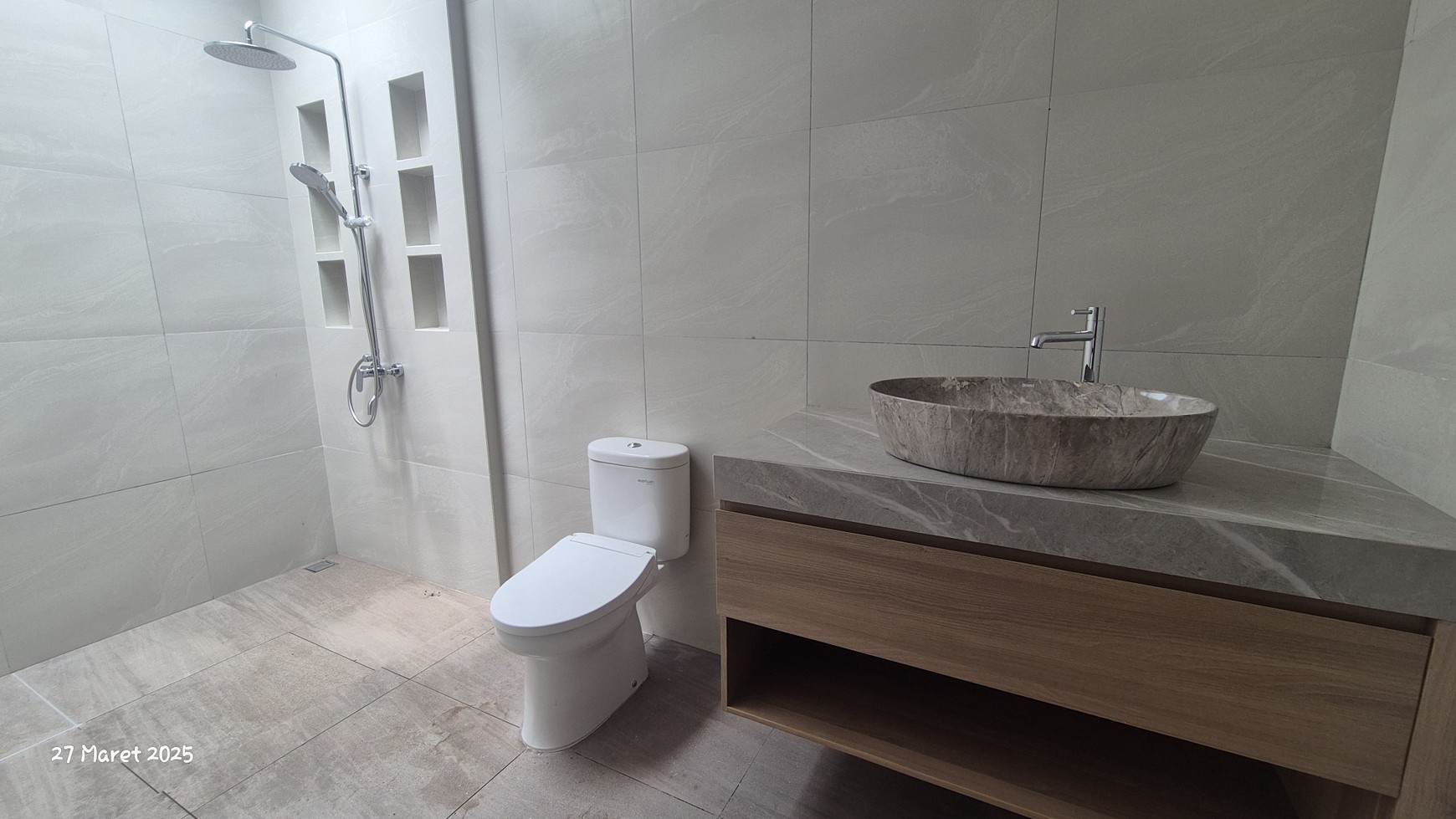 Rumah Hitung Tanah Area Cipete