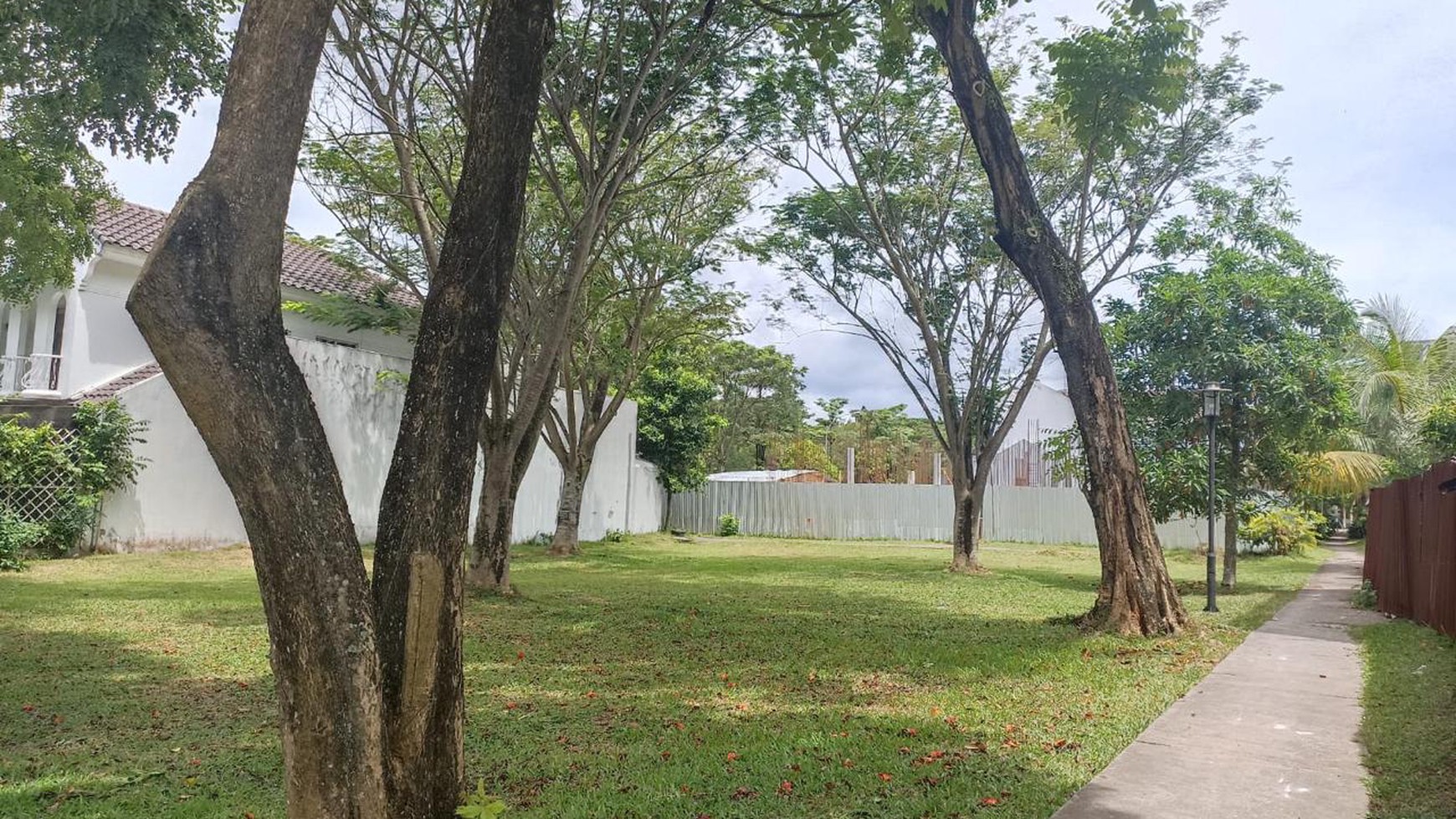 Dijual cepat hanya 11.5jt/ m2 tanah kavling foresta ultimo bsd city tengah kota siap bangun