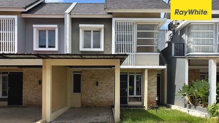 Rumah 2 Lantai di Metland Transyogi, Cibubur