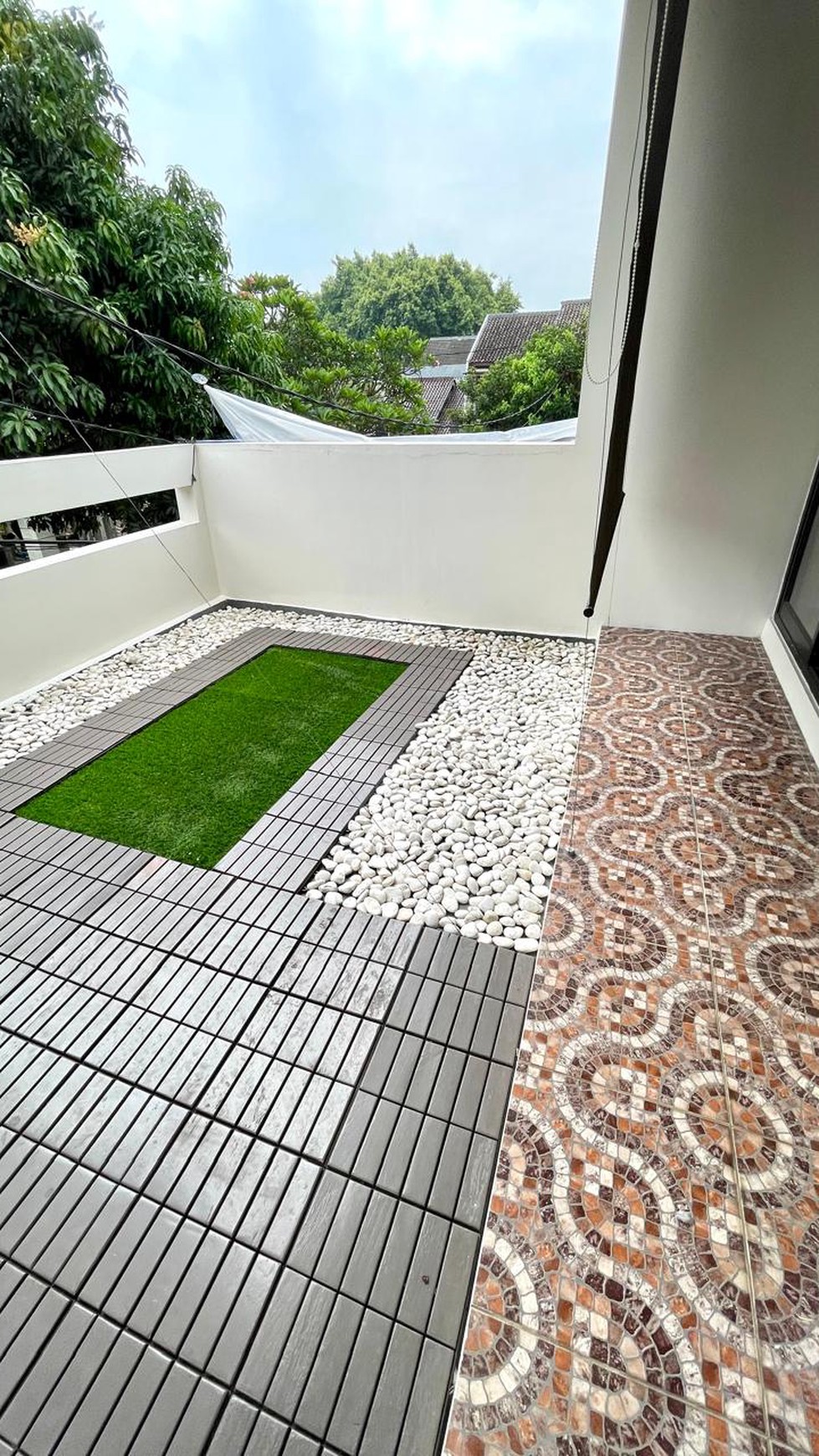 Rumah Siap Huni dengan Hunian Nyaman dan Asri di Ciputat.