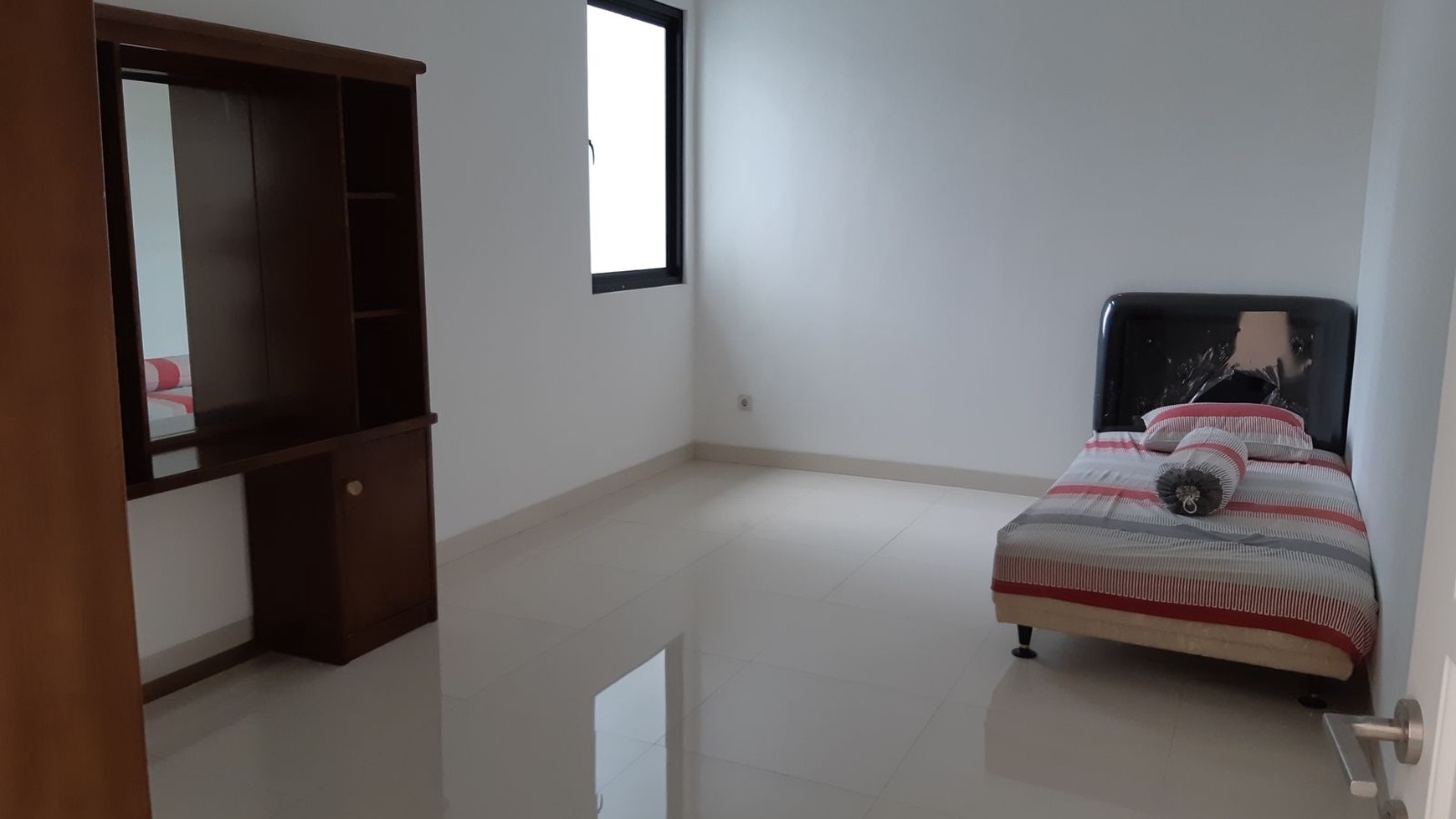 Investasi Rumah 3 Lantai di Lokasi Strategis Patal Senayan Jakarta