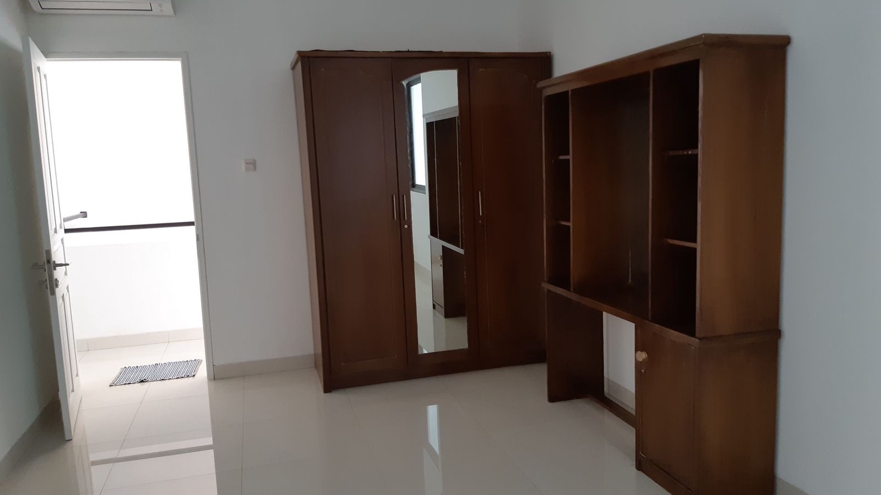 Investasi Rumah 3 Lantai di Lokasi Strategis Patal Senayan Jakarta