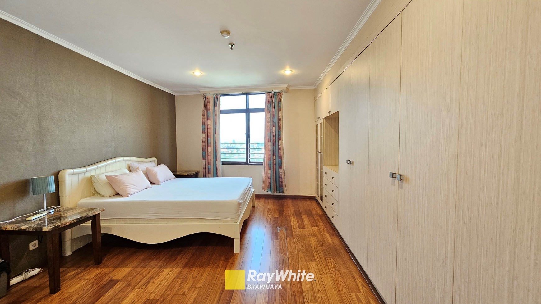 Apartemen Kusuma Candra, SCBD Sudirman, Jakarta Sekatan, dekat MRT Istora Mandiri