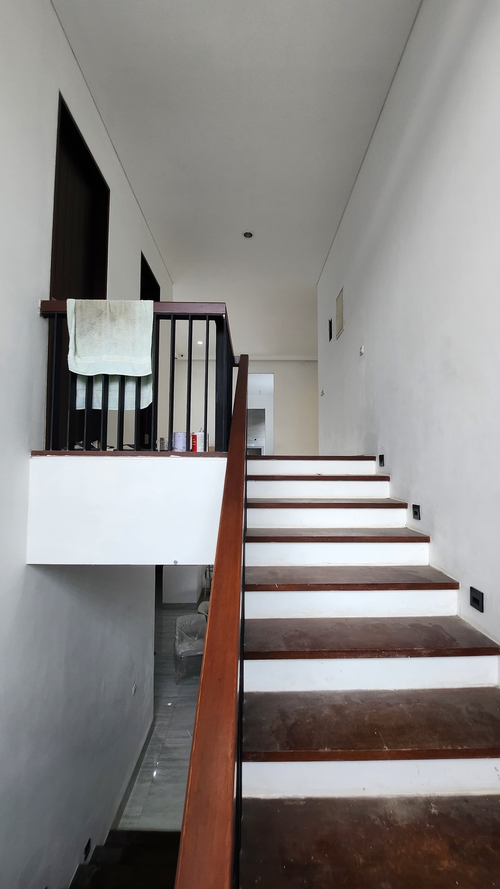 Disewakan Private Pool Rumah Graha Family Surabaya Area Pakuwon Indah, Citraland, Bukit Darmo Golf, Dian Istana