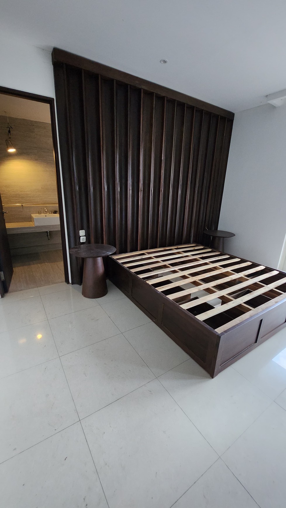 Disewakan Private Pool Rumah Graha Family Surabaya Area Pakuwon Indah, Citraland, Bukit Darmo Golf, Dian Istana