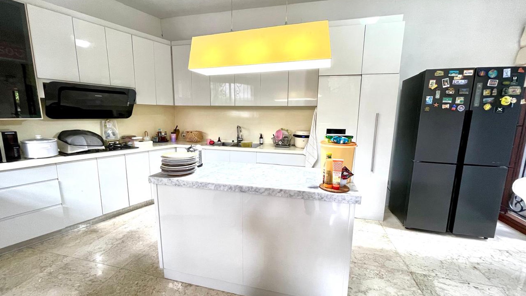 Rumah Split Level (2Level) Siap Huni dan Lokasi Strategis @Bintaro Sektor 7.