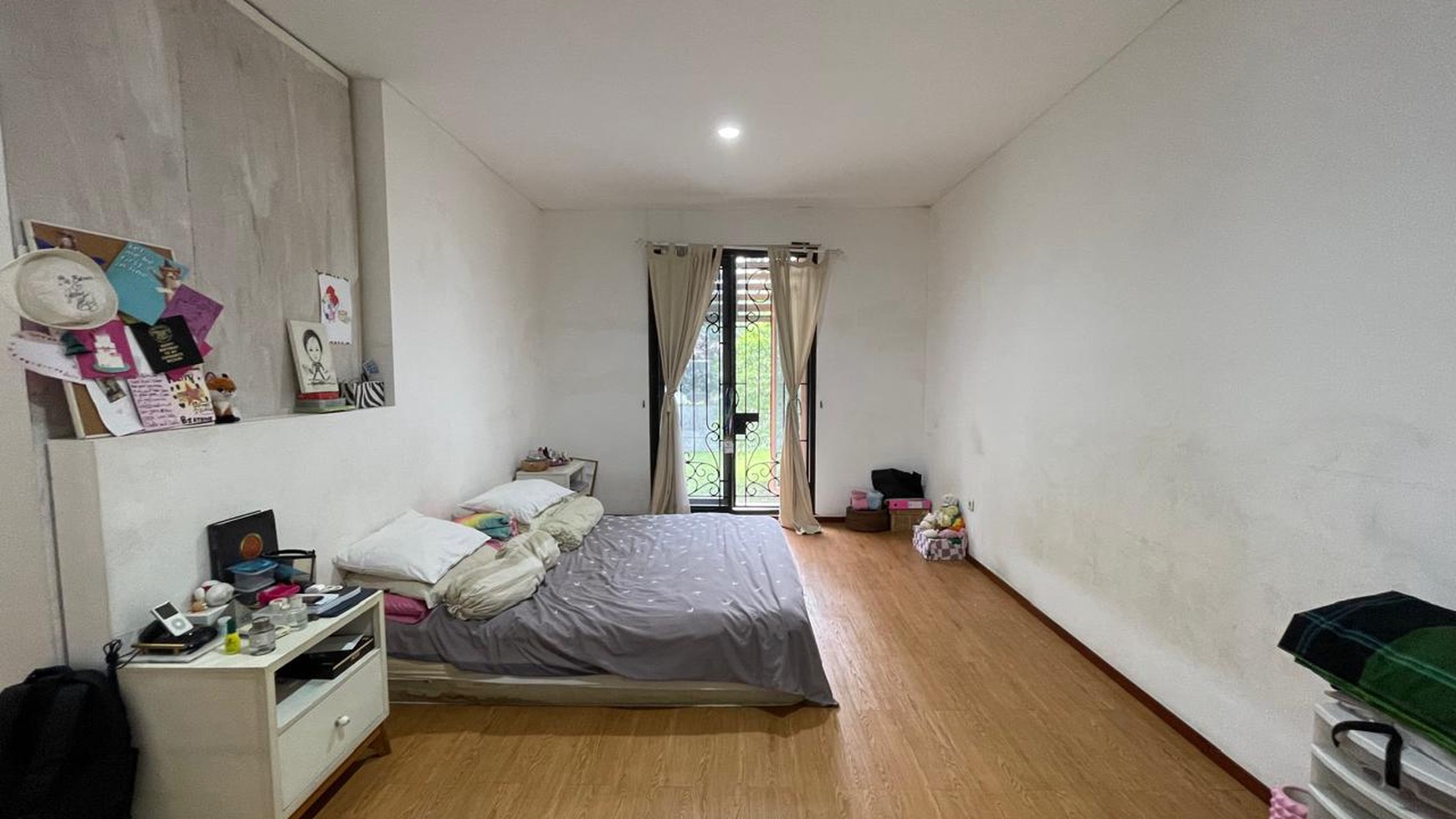 Rumah Split Level (2Level) Siap Huni dan Lokasi Strategis @Bintaro Sektor 7.