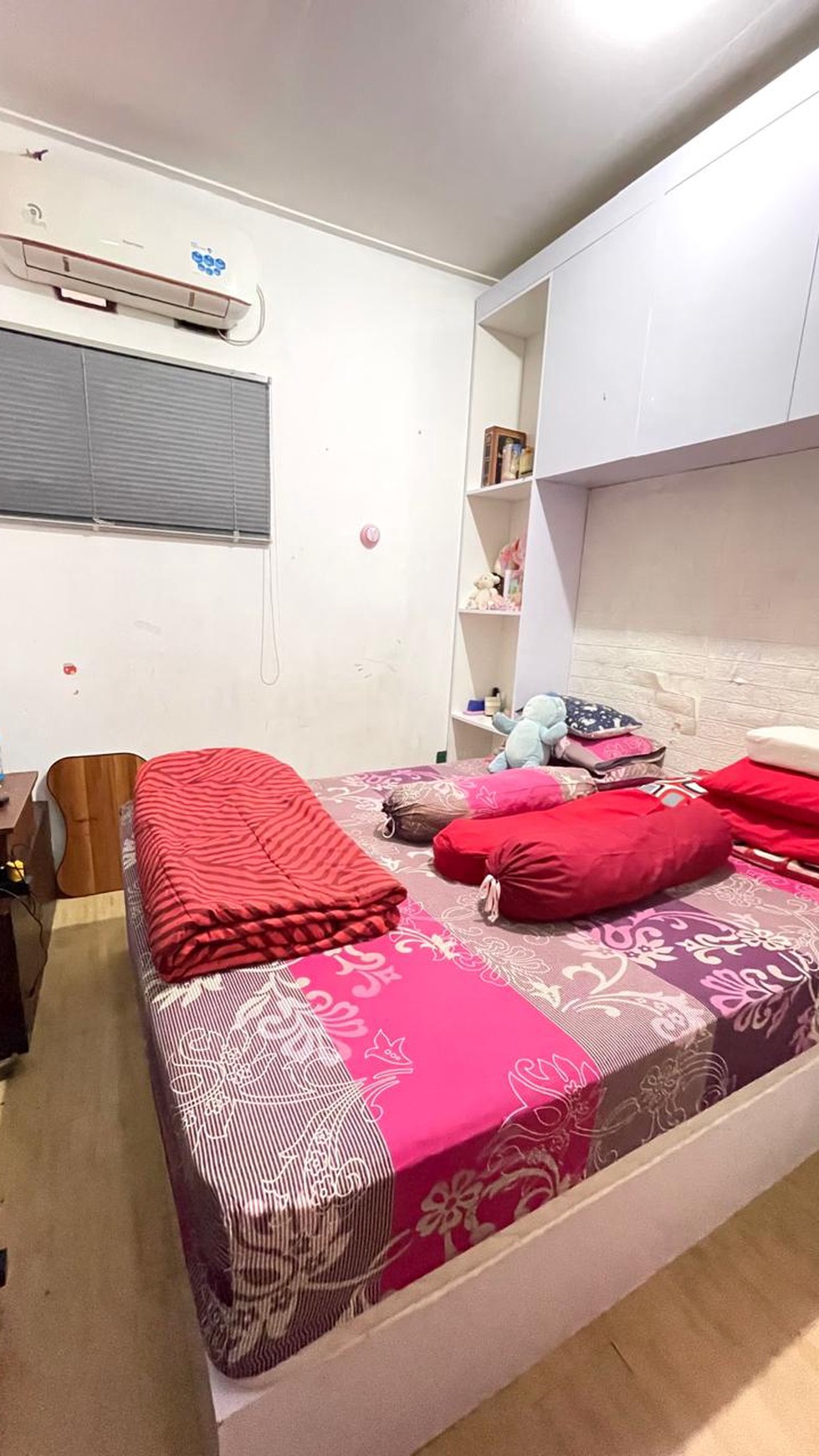 Rumah Siap Huni Dengan Hunian 2½ Lantai di @ Bintaro Sektor 9