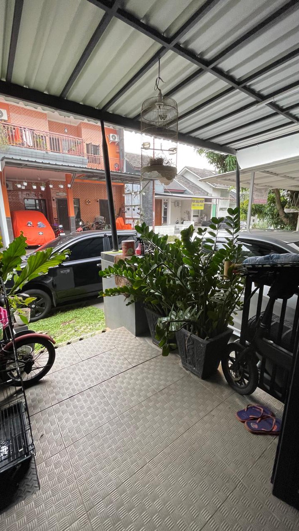Rumah Siap Huni Dengan Hunian 2½ Lantai di @ Bintaro Sektor 9