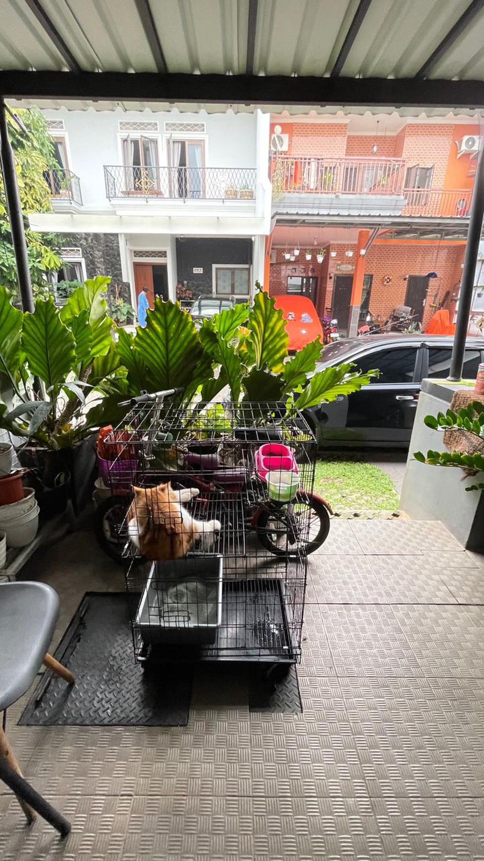 Rumah Siap Huni Dengan Hunian 2½ Lantai di @ Bintaro Sektor 9