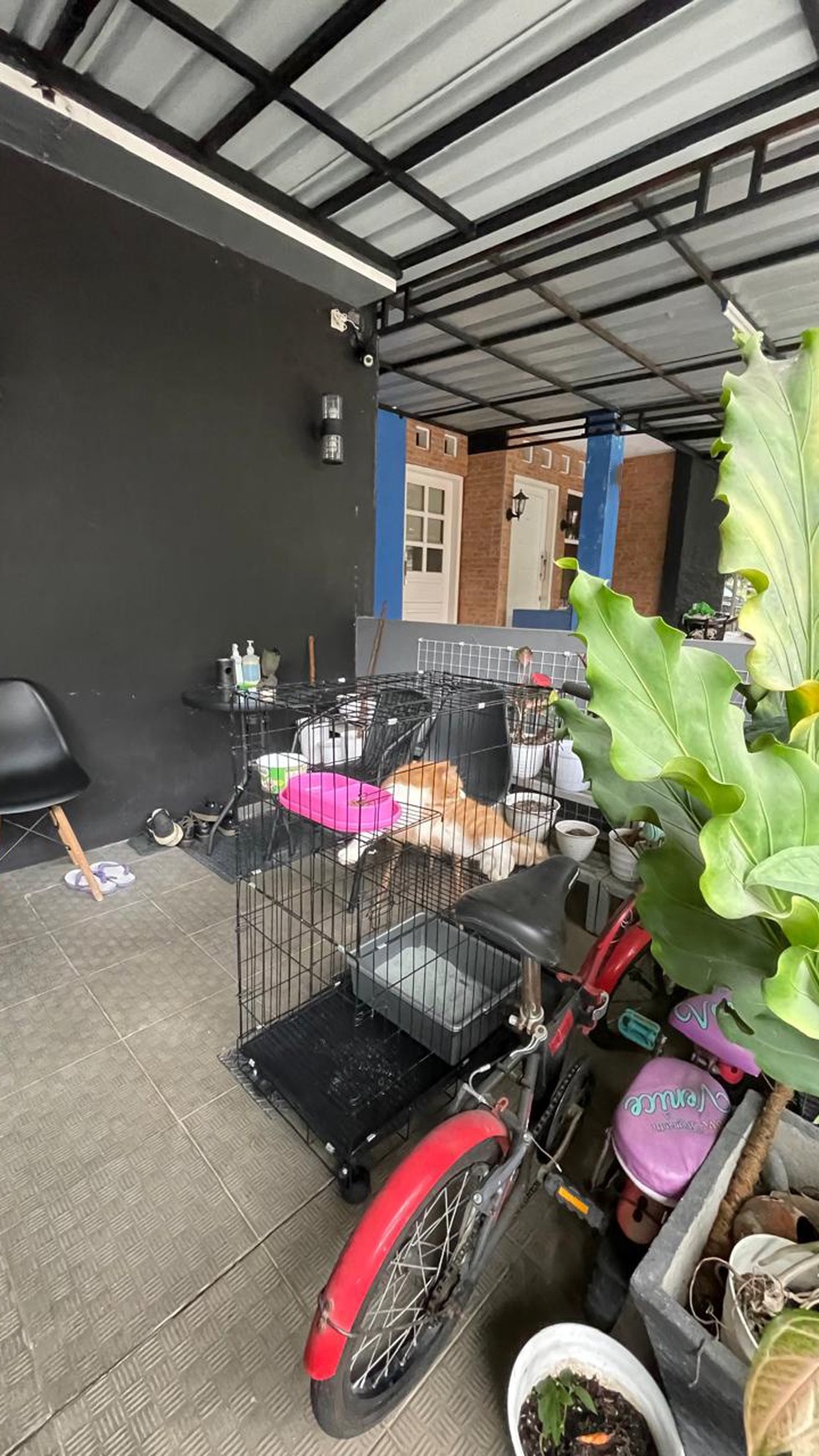 Rumah Siap Huni Dengan Hunian 2½ Lantai di @ Bintaro Sektor 9