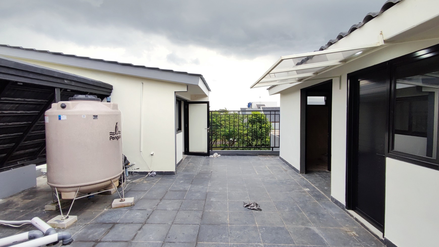 Jarang Ada. Rumah Mewah bangunan mandiri Eminent Prestigia, BSD