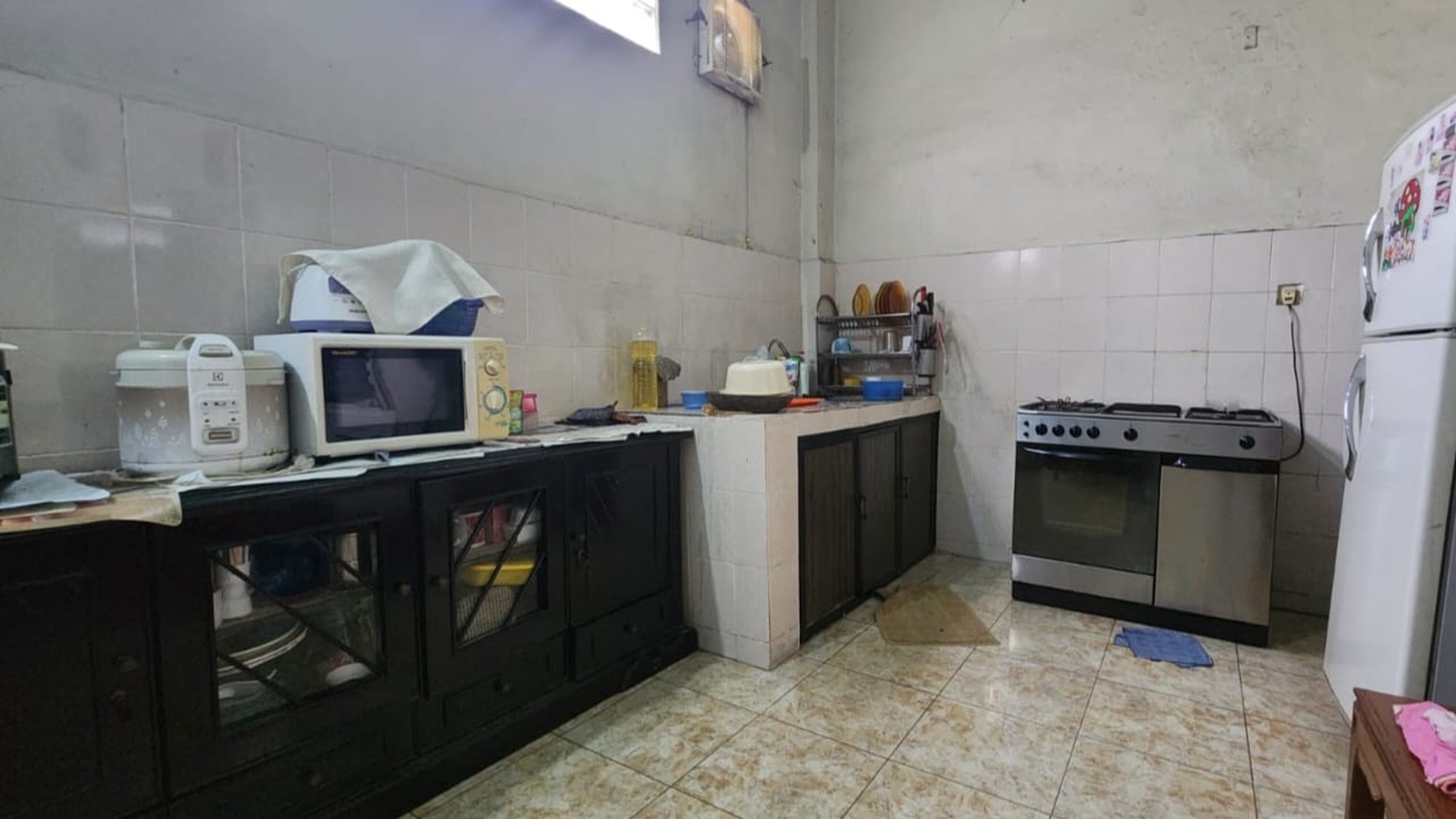 Rumah Dijual di Pengasinan Bekasi Barat - Hunian Nyaman & Strategis Dekat Tol