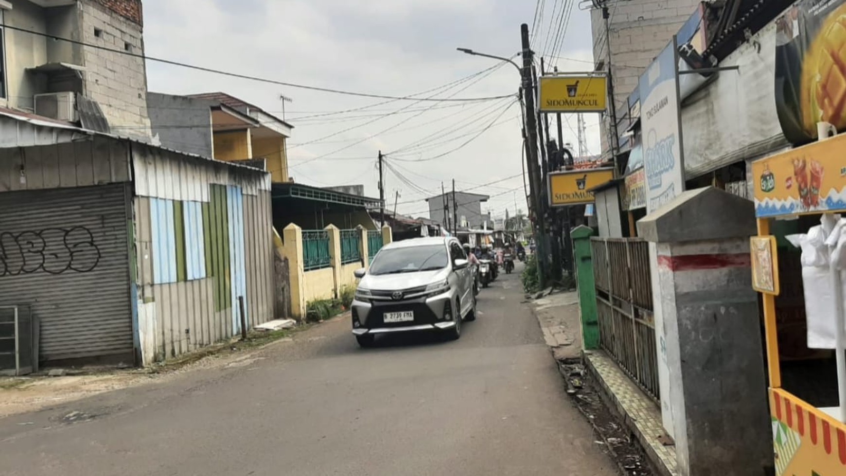 Rumah Dijual di Bekasi Barat Pengasinan - Strategis Dekat Tol dan menguntungkan,
