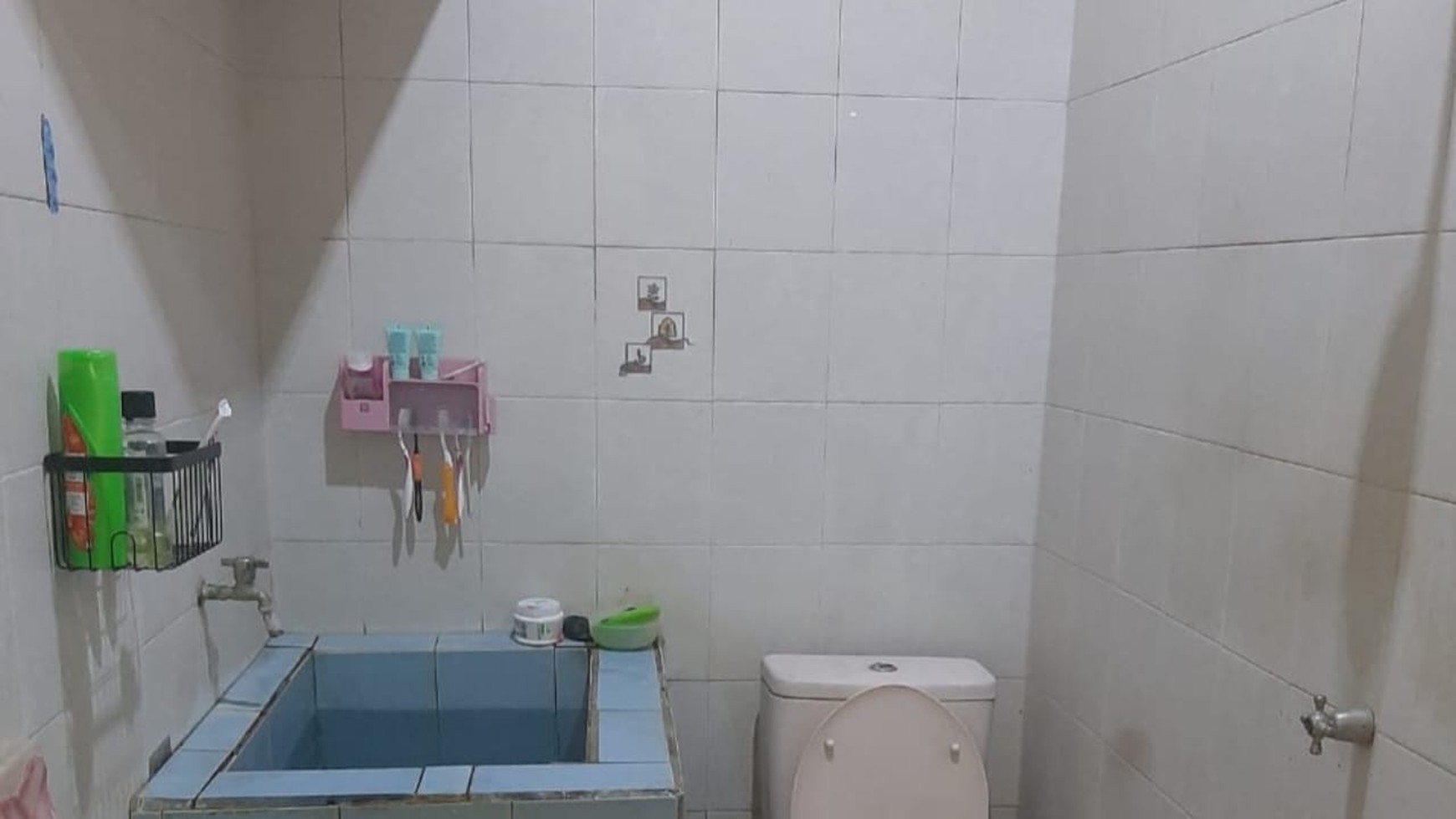 Rumah Dijual di Bekasi Barat Pengasinan - Strategis Dekat Tol dan menguntungkan,