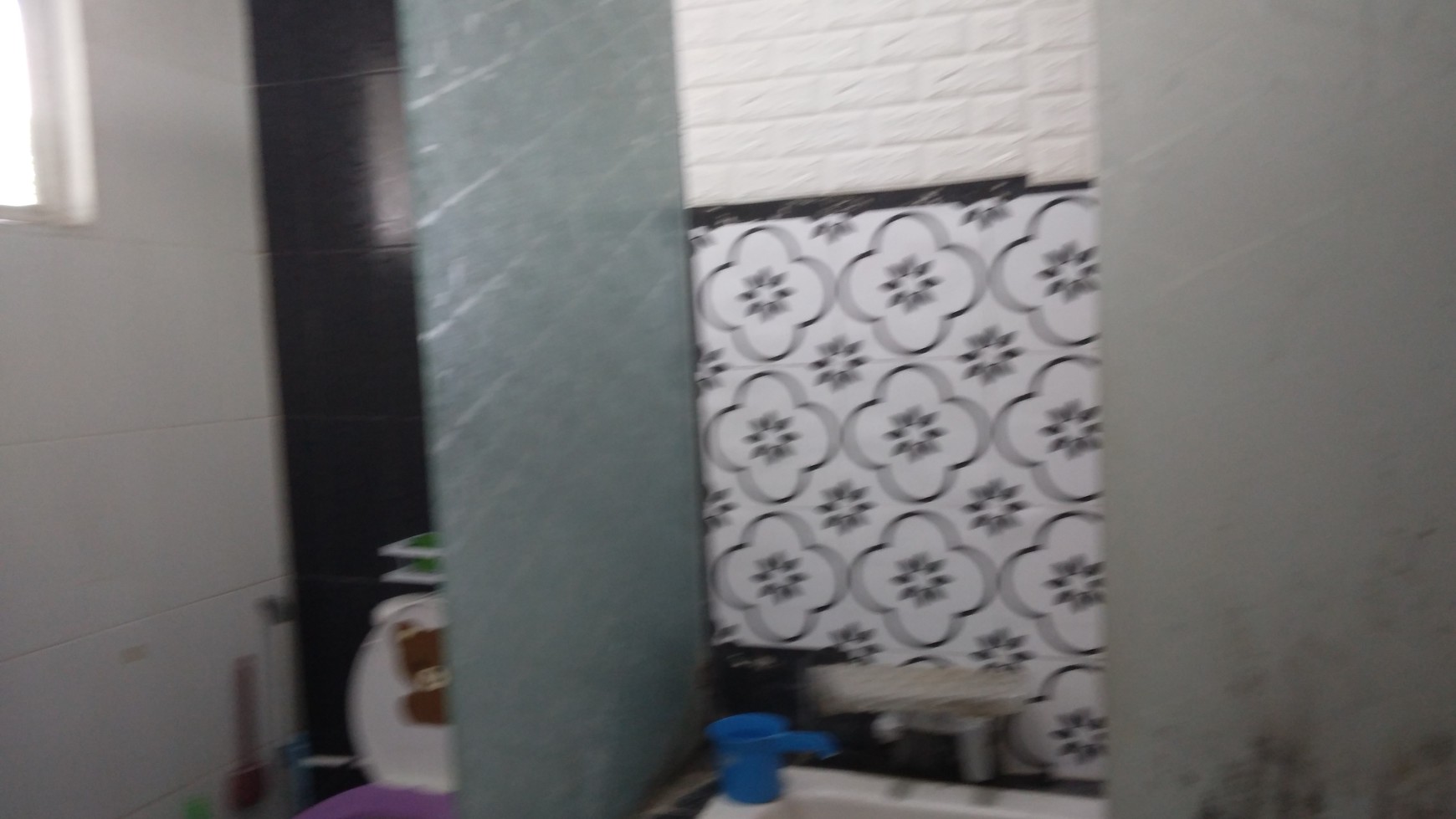 RUMAH 2,5 lantai CANTIK SIAP HUNI DI KOTA WISATA CIBUBUR