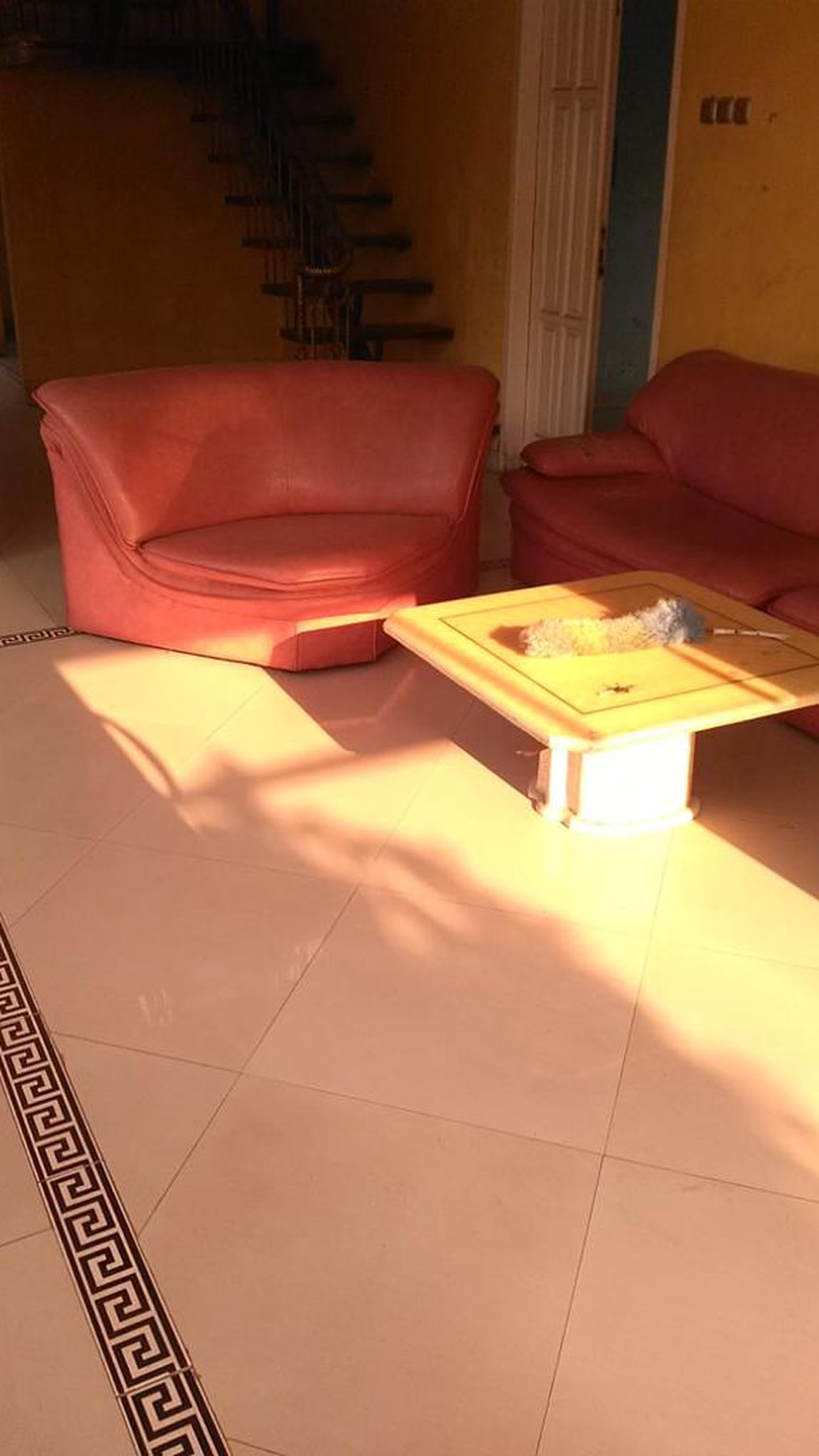 Rumah asri 1 lantai siap huni dan luas tanah kosong nya besar di Cimanggis Depok