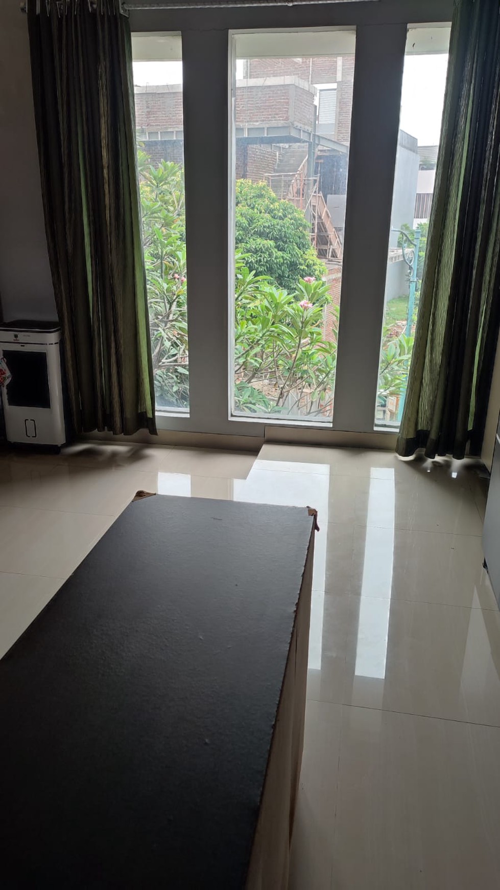 Dijual Rumah di Kawasan Pondok Hijau Golf Gading Serpong dekat dengan Sekolah Universitas dan Mall