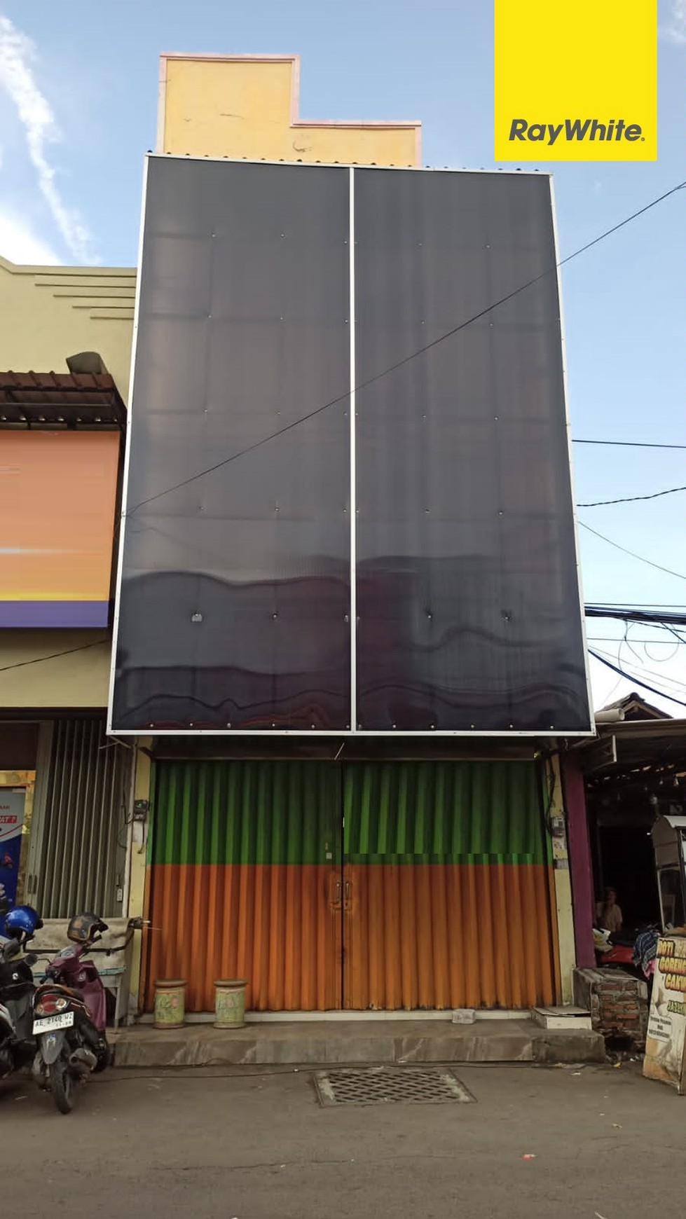 Disewakan Ruko 2 lantai di Jl Karah Agung Surabaya