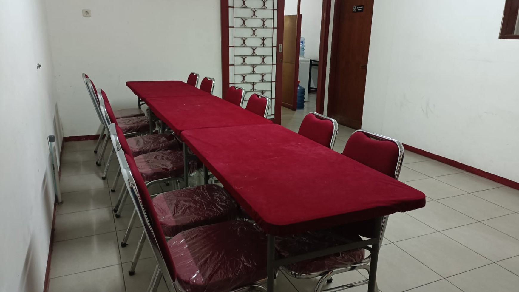 Rumah di Jalan Angkur Kp Ambon Jaktim cocok untuk Kos kosan kantor restoran dll