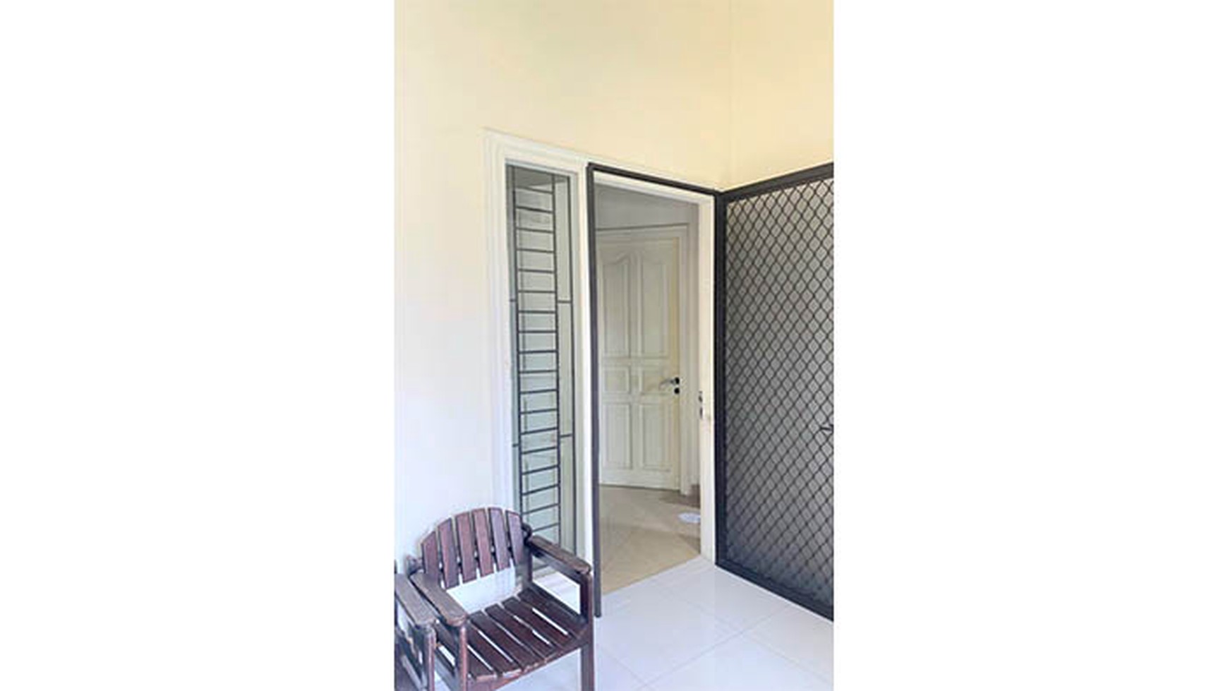 Rumah Taman Palem Lestari, Cengkareng