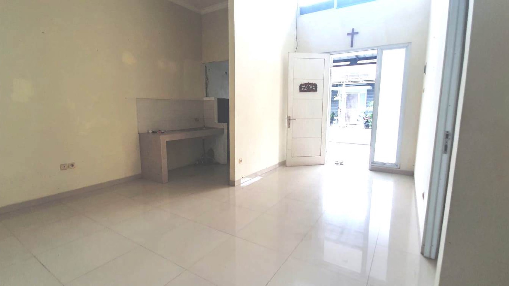 Rumah siap huni ,Bekasi Timur