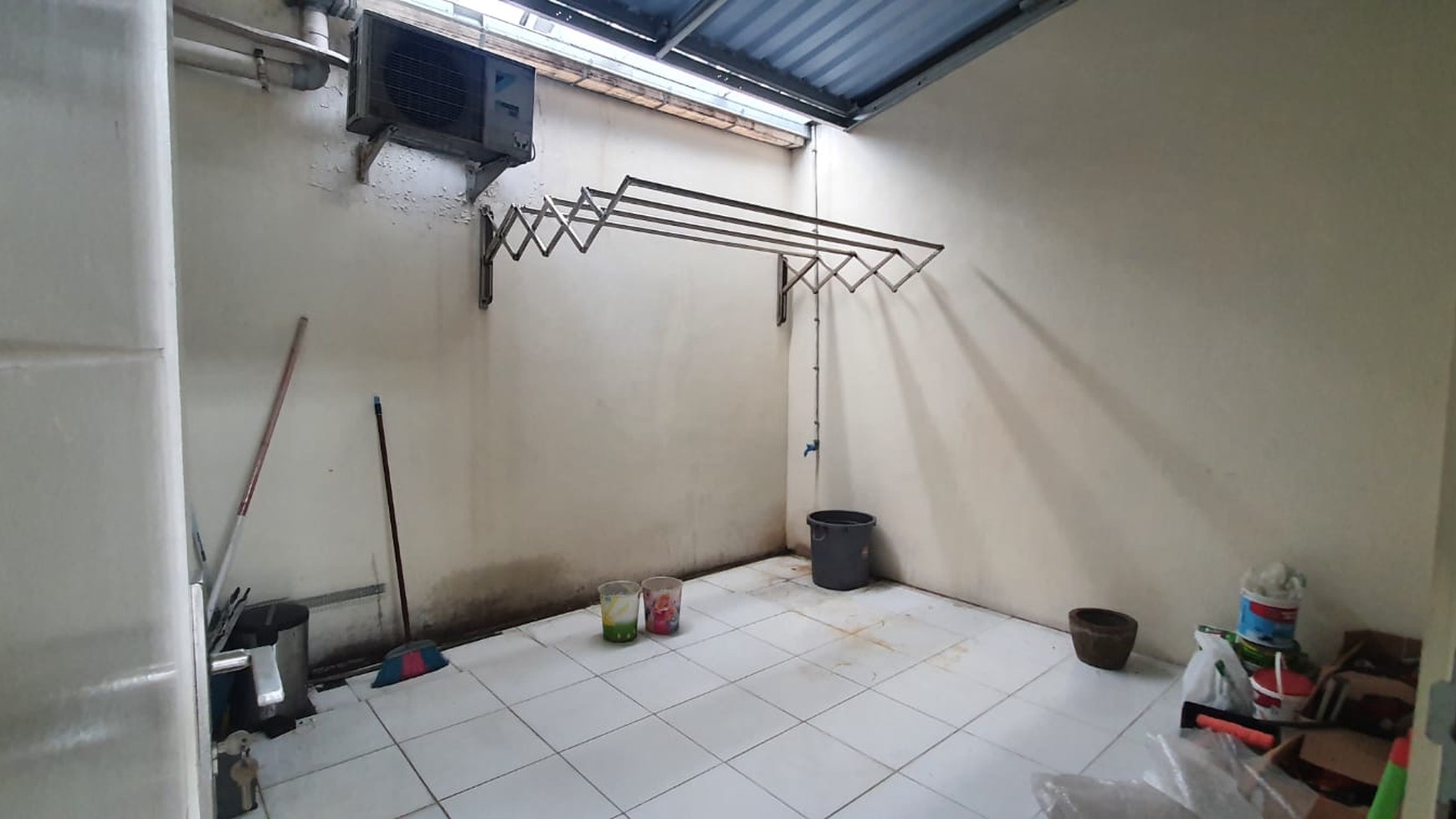 Rumah siap huni ,Bekasi Timur