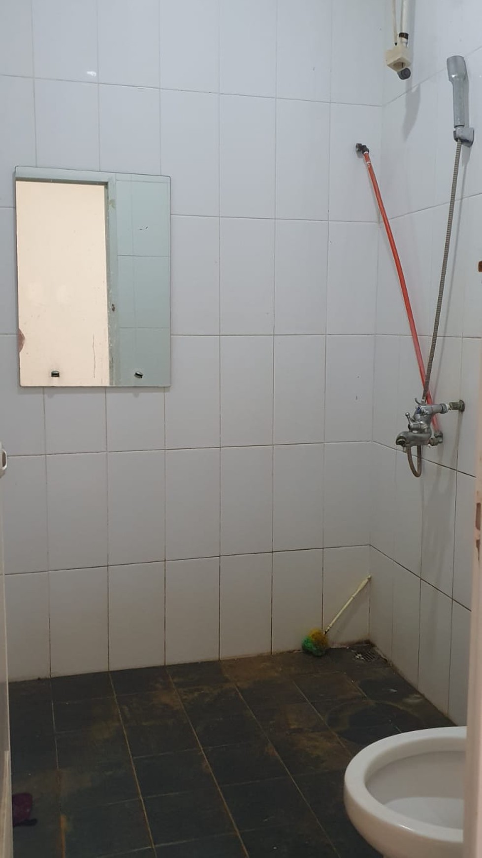 Rumah siap huni ,Bekasi Timur