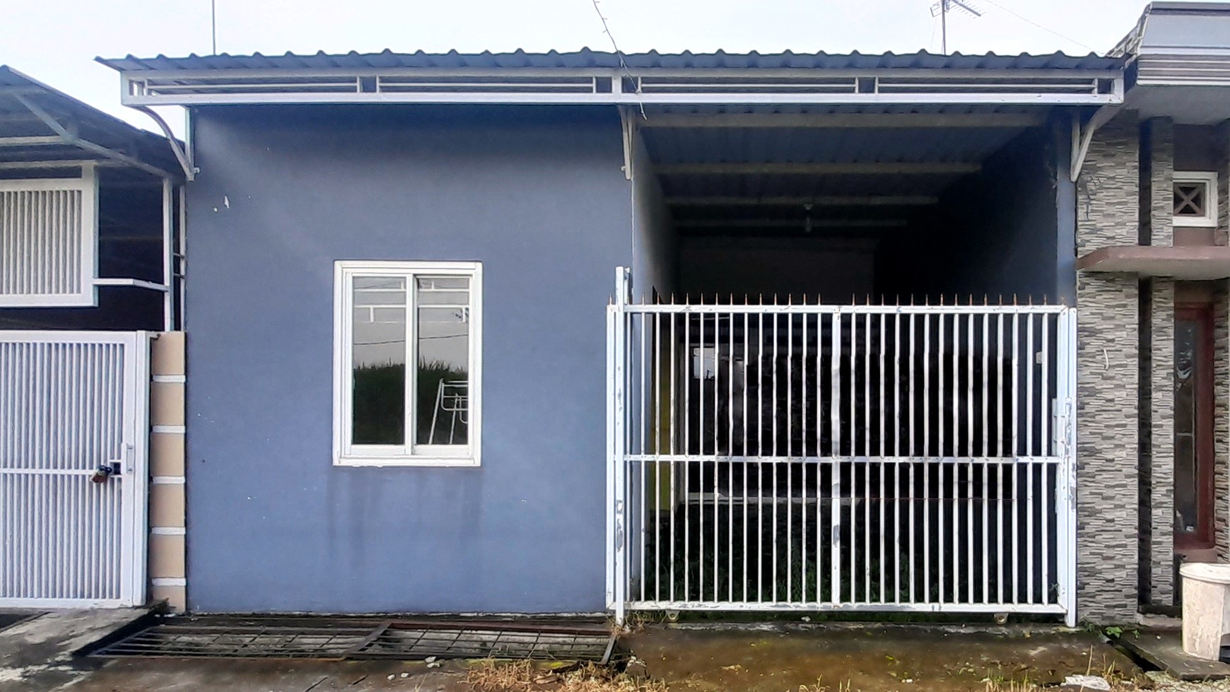 Rumah Minimalis - Perumahan Mojongapit, Jombang