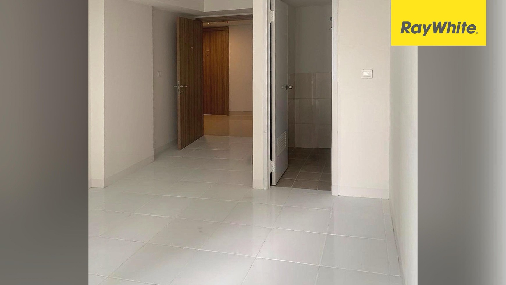 Apartemen View Swimming Pool di Podomoro Golf View