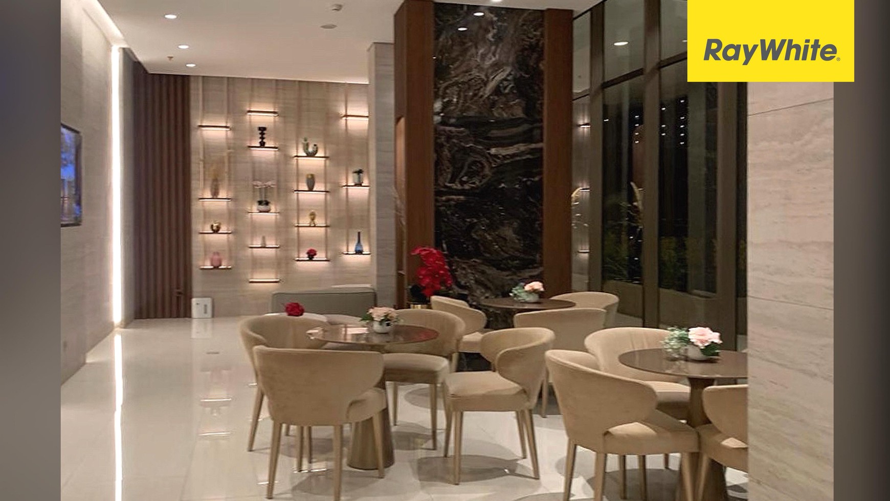 Apartemen View Swimming Pool di Podomoro Golf View