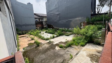 Di jual Tanah lokasi di  Jl. Grinting Kebayoran Baru Jakarta Selatan