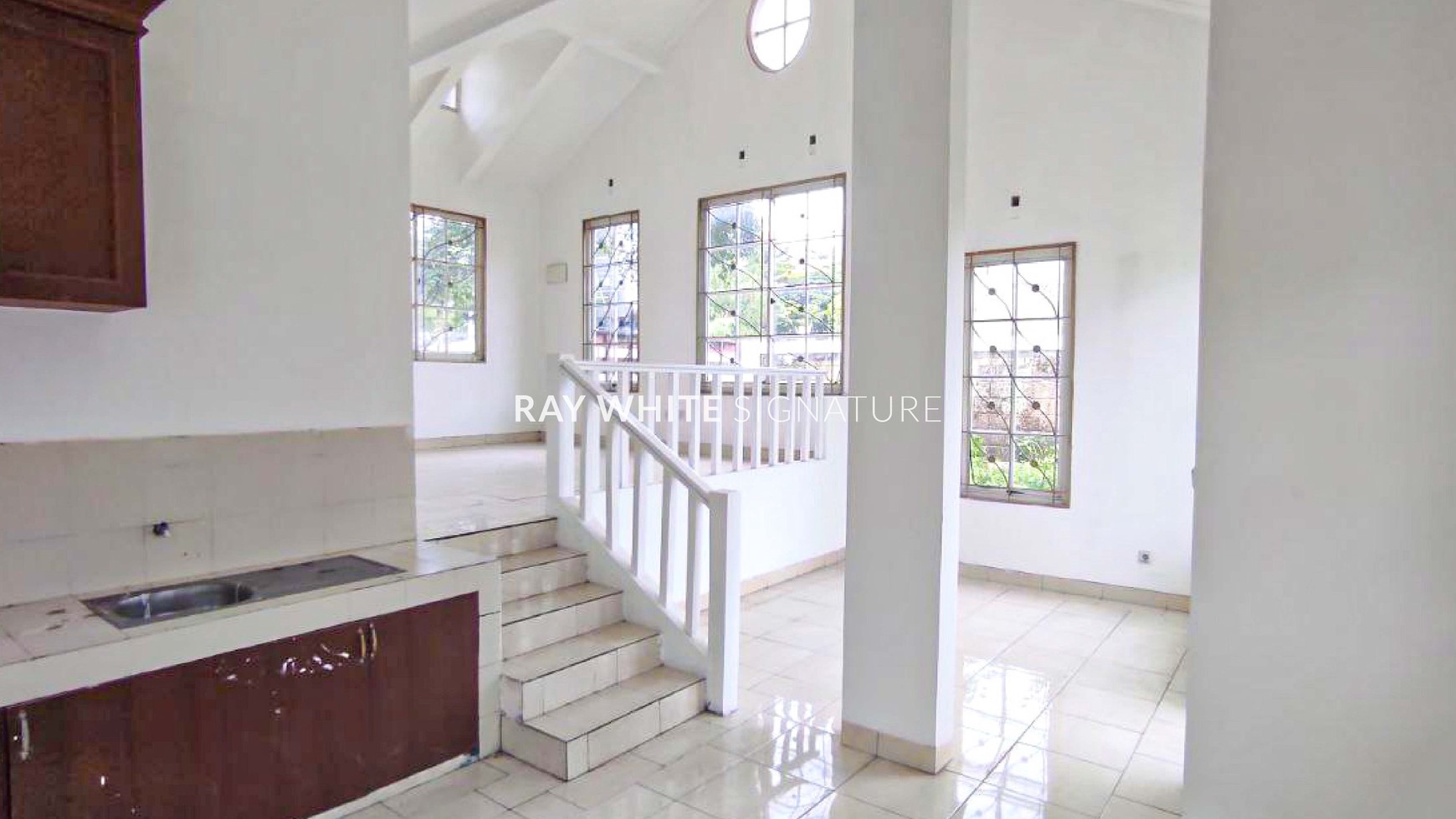 Dijual Rumah 2 Lantai yang Tenang dan Asri di Countrywood, Sentul City