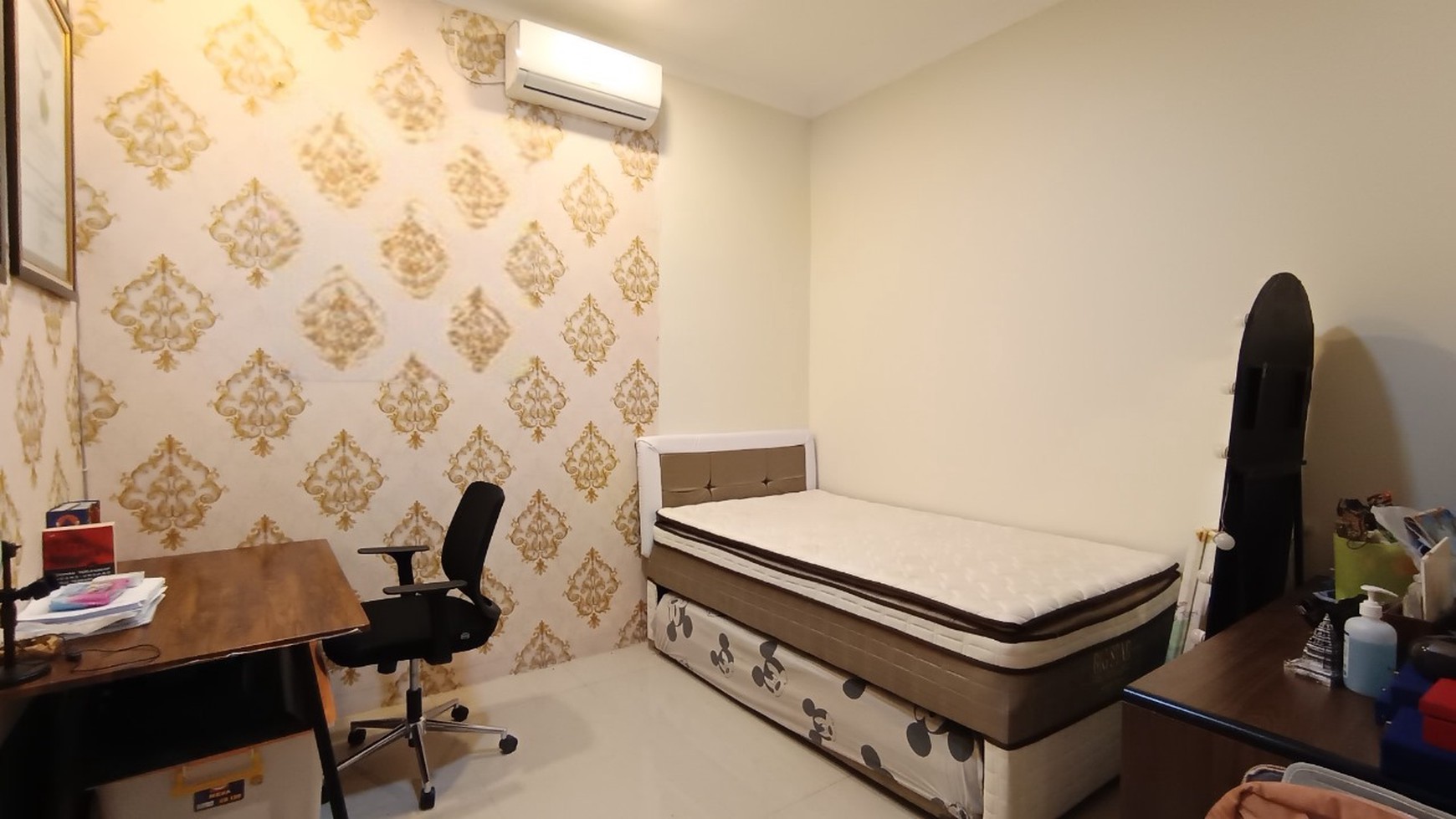 Dijual Rumah 2 Lantai Cantik dan Minimalis di Jagakarsa, Jakarta Selatan