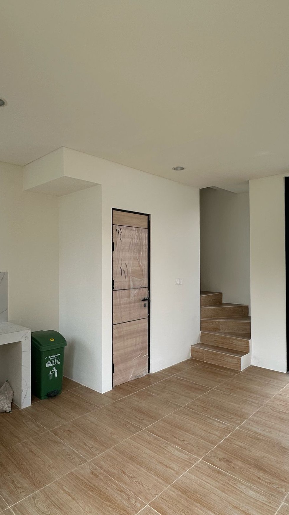 Dijual Rumah di Kawasan Lippo Village Utara Karawaci Tangerang Lokasi Strategis dekat dengan sekolah, universitas