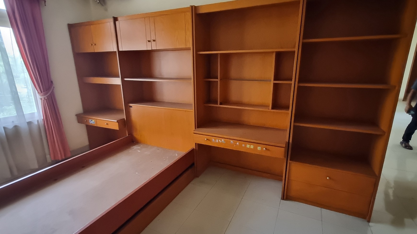 Rumah Bagus Di Jl Trapesium Raya Kebon Jeruk Jakarta Barat