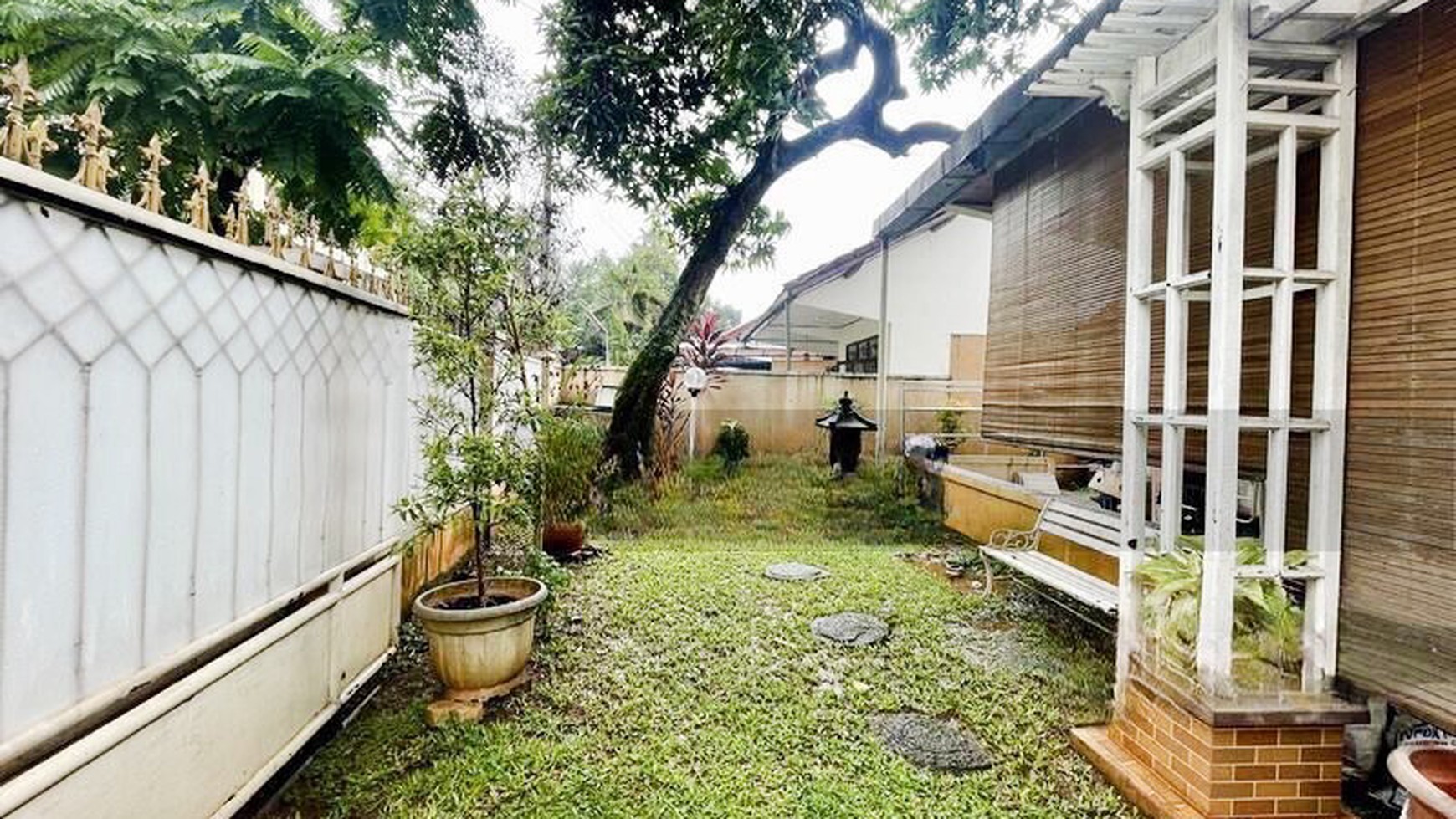 Rumah Bagus Di Jl Indojati Graha Baru Veteran Bintaro