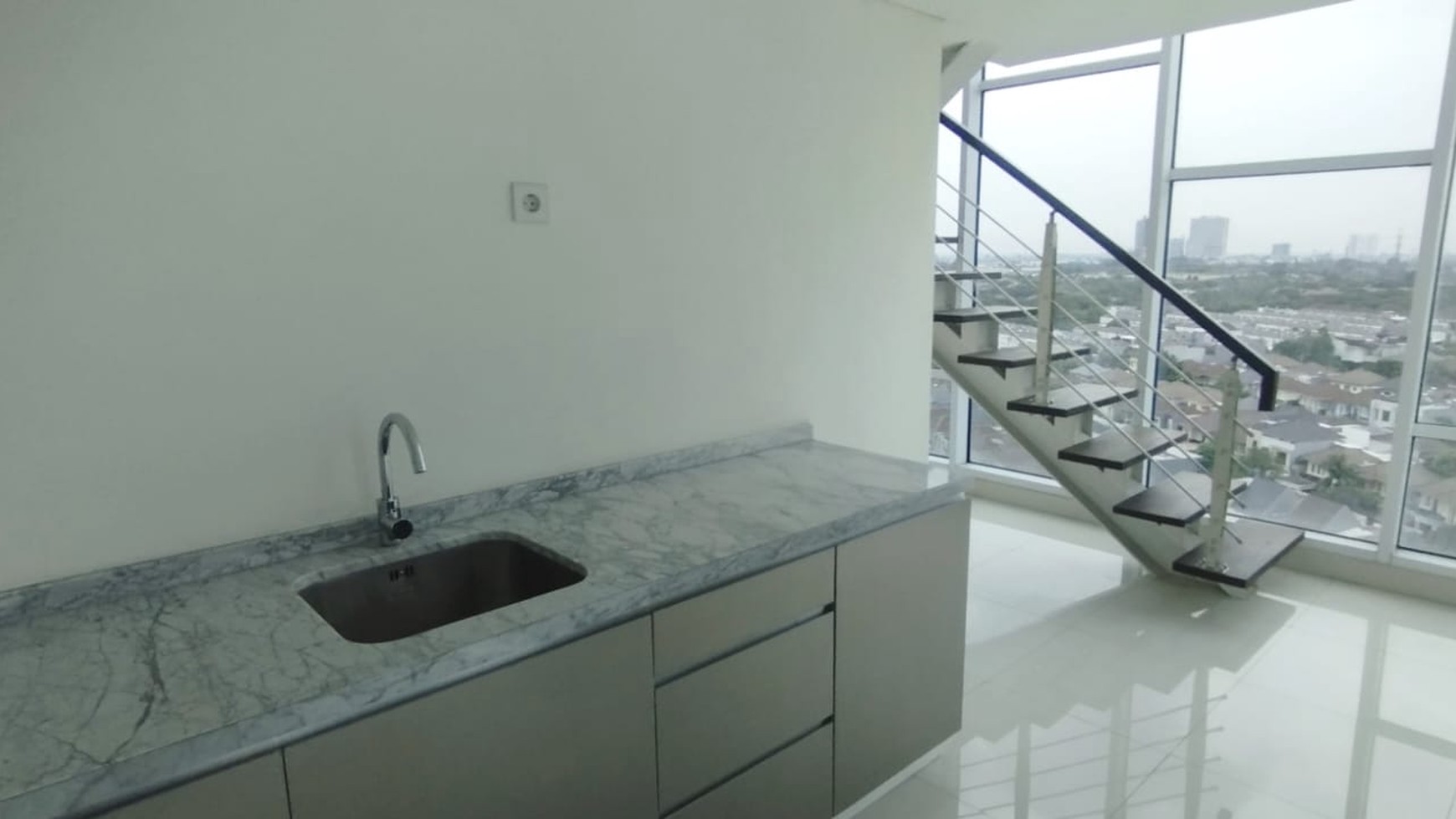 termurah jual rugi dari harga dari 2 M jadi 1.6 M, Soho apartemen brooklyn alam sutera, 1 BR, jual cepat kondisi bagus, siap huni