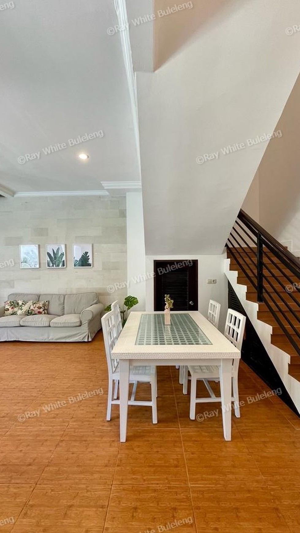 TWO STOREY VILLA IN SEMINYAK