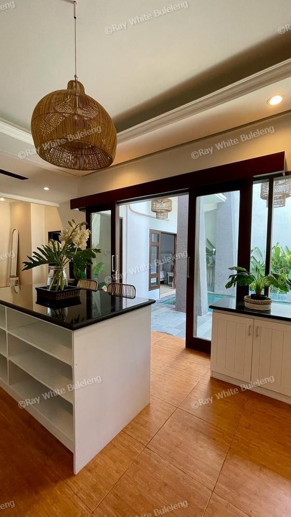 TWO STOREY VILLA IN SEMINYAK