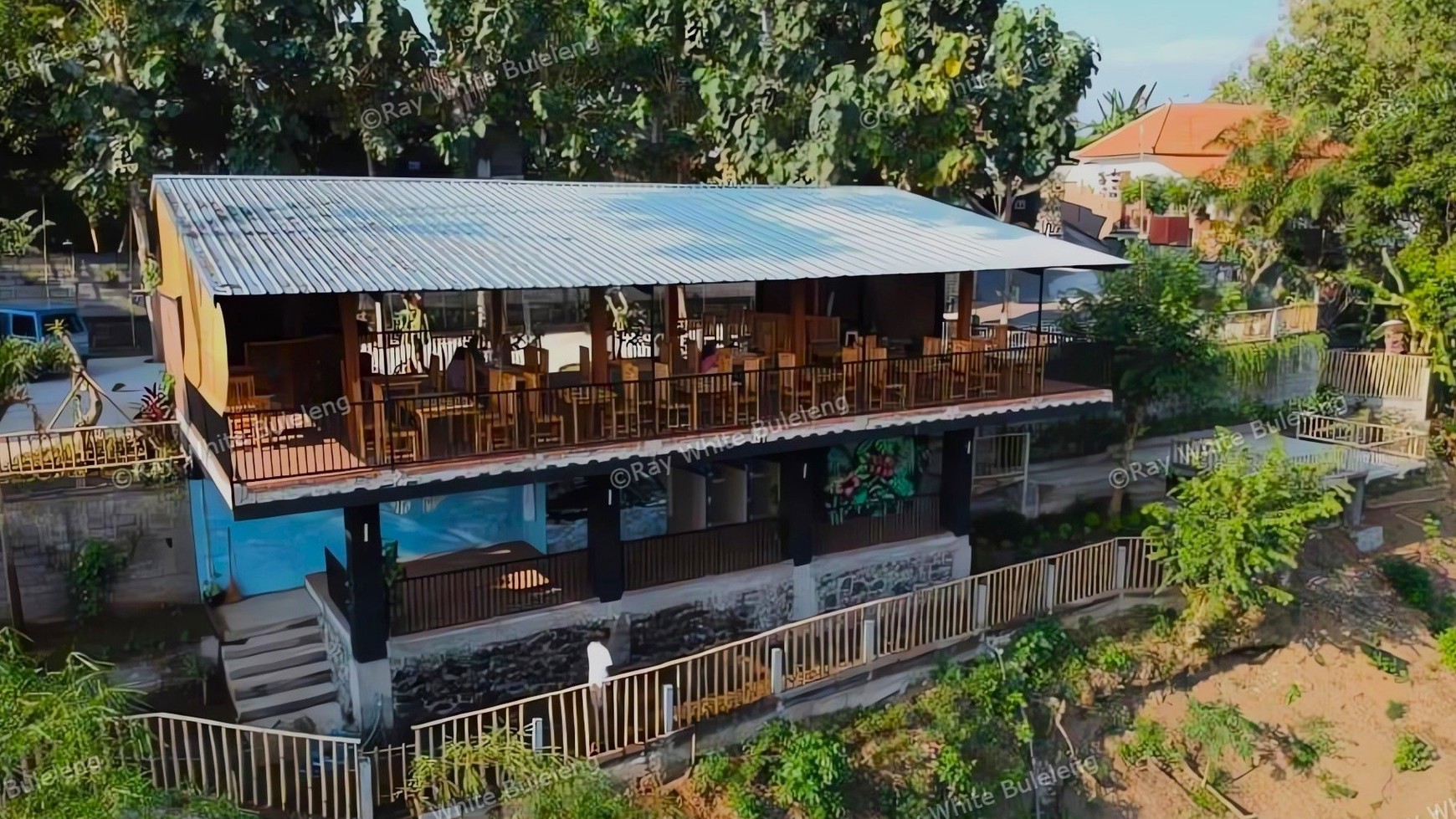 WARUNG STYLE CAFE IN SINGARAJA