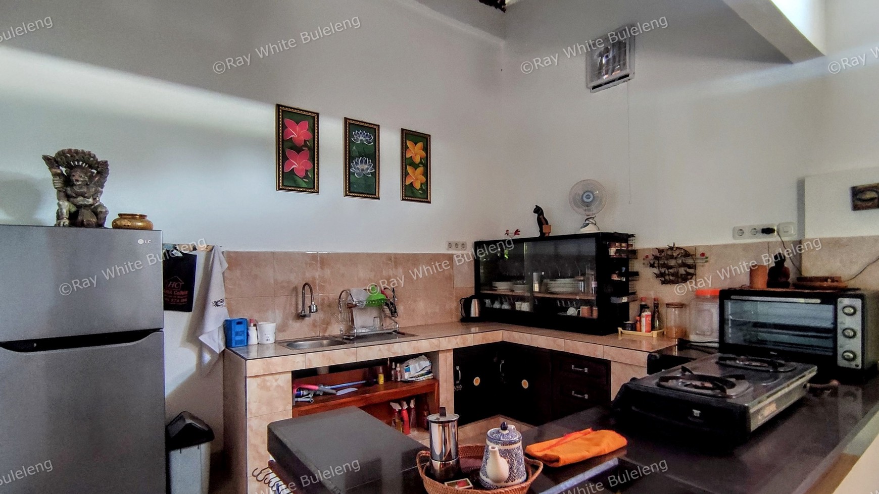 TWO BEDROOMS HOUSE FOR RENT!