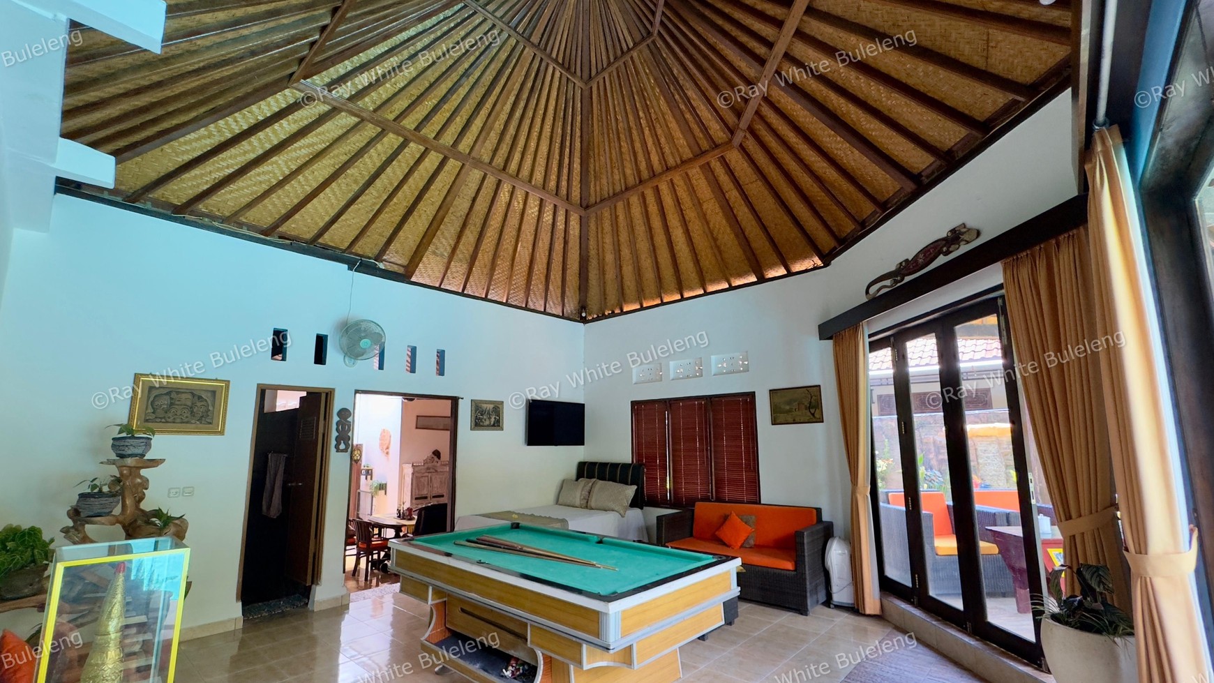 TWO BEDROOMS HOUSE FOR RENT!