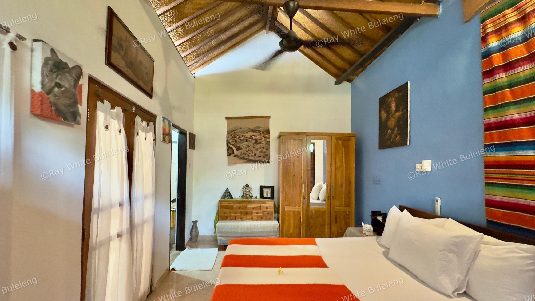TWO BEDROOMS HOUSE FOR RENT!