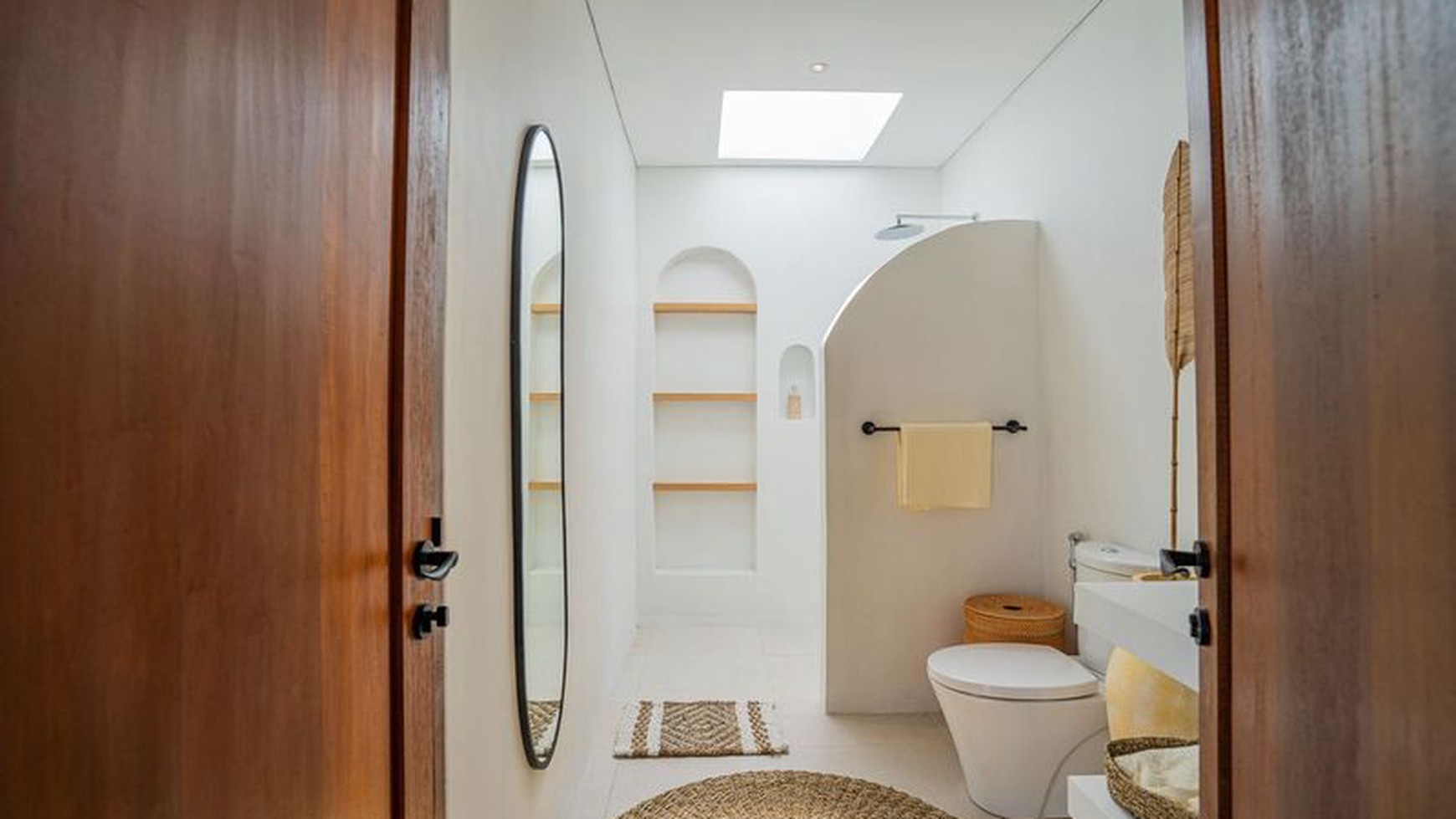 For Sale Leasehold - Brand new modern cozy villa in Kerobokan - Bali ( type Nameera Mediterranean )