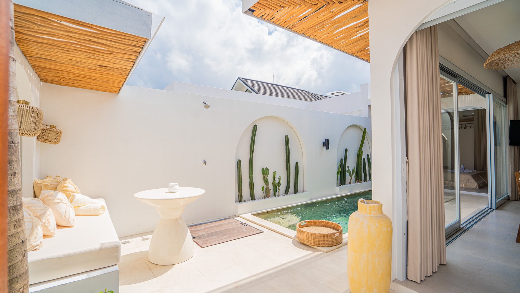 For Sale Leasehold - Brand new modern cozy villa in Kerobokan - Bali ( type Nameera Mediterranean )