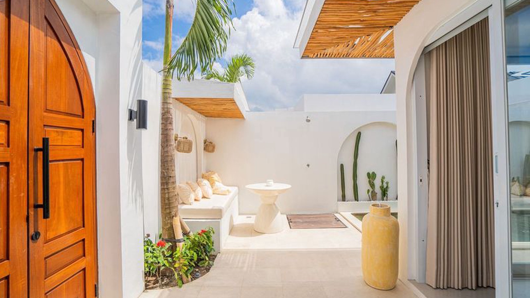 For Sale Leasehold - Brand new modern cozy villa in Kerobokan - Bali ( type  Nameera Mediterranean )